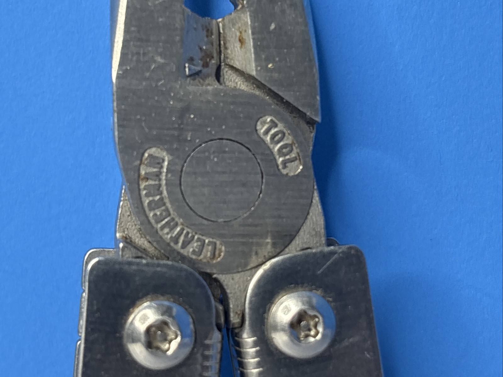 Leatherman SIDECLIP Bass Pro Shops Edition Multi-Tool PATS PEND PORTLAND OR