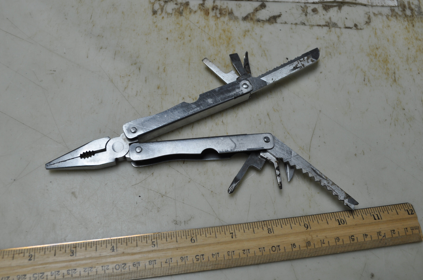 All Stainless Steel Multi Tool , Unknown Maker ,See Pictures, Made In China