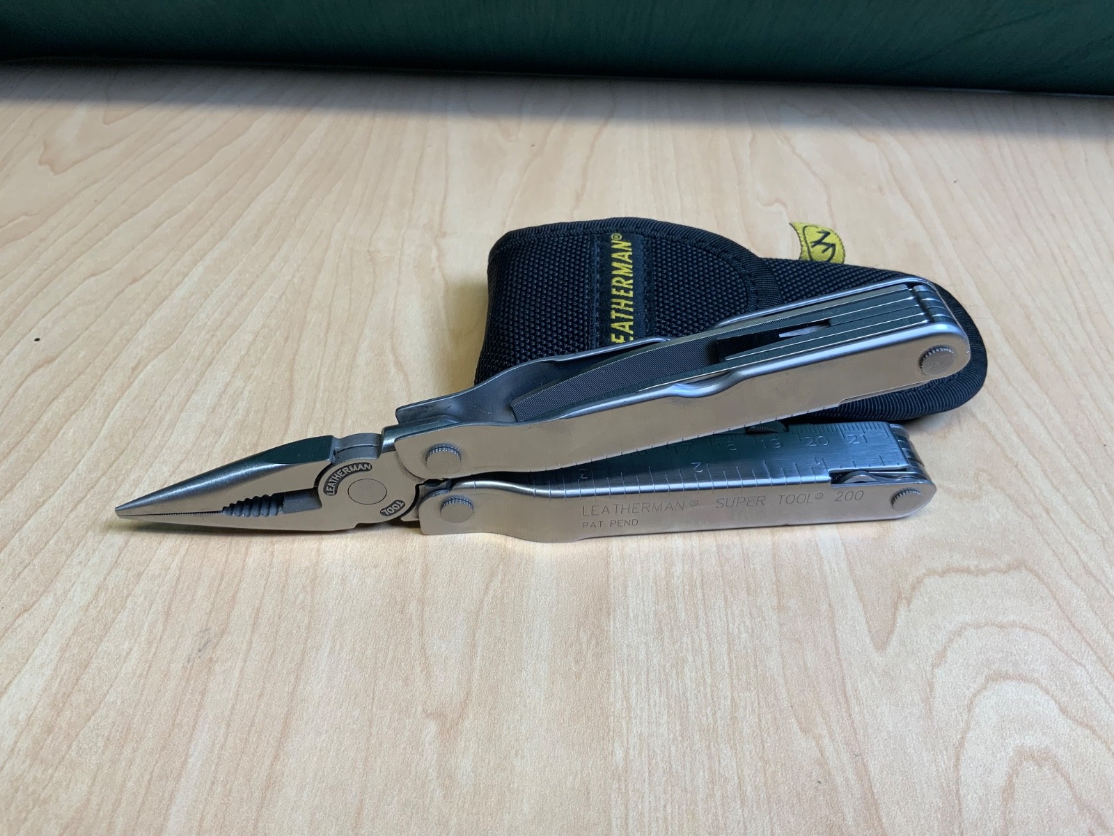 Leatherman Super tool 200 Multi-Tool
