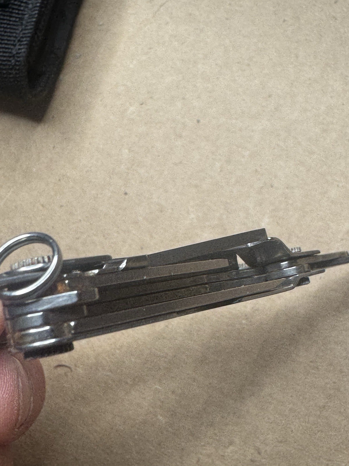 leatherman squirt ps4 And Micra Multi Tools