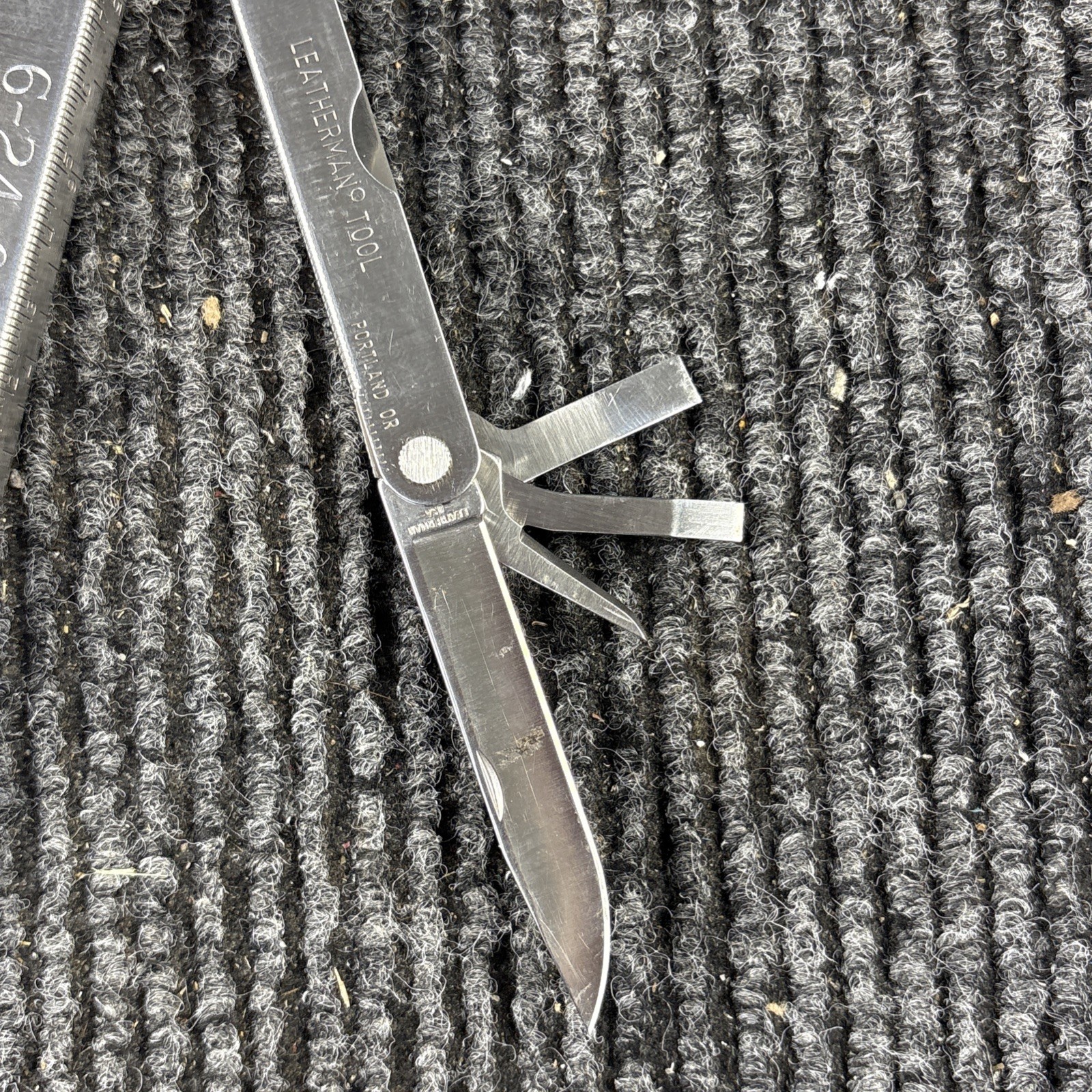 Original Leatherman Tool US REG TM Multi-Tools Portland OR Vintage (095)
