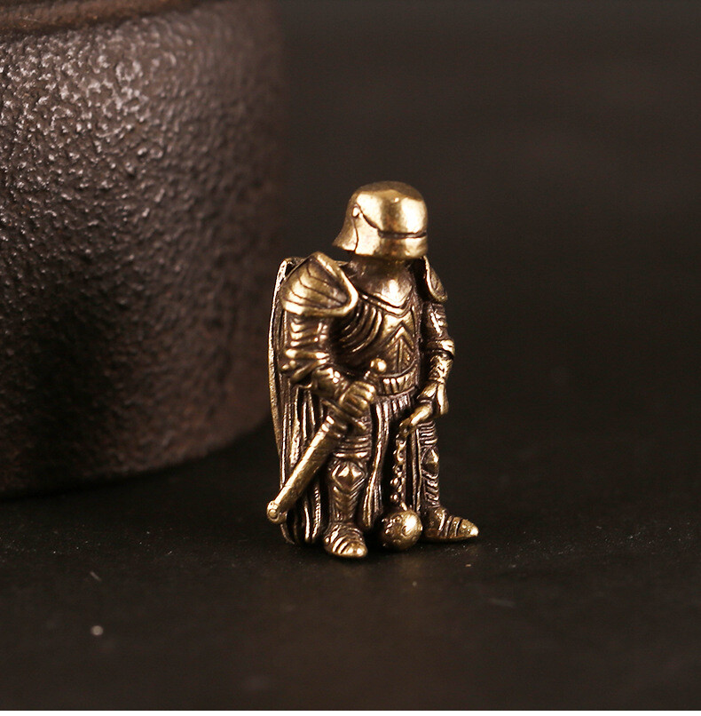 Creative Small Brass Knight Keychain Pendant Pendant EDC
