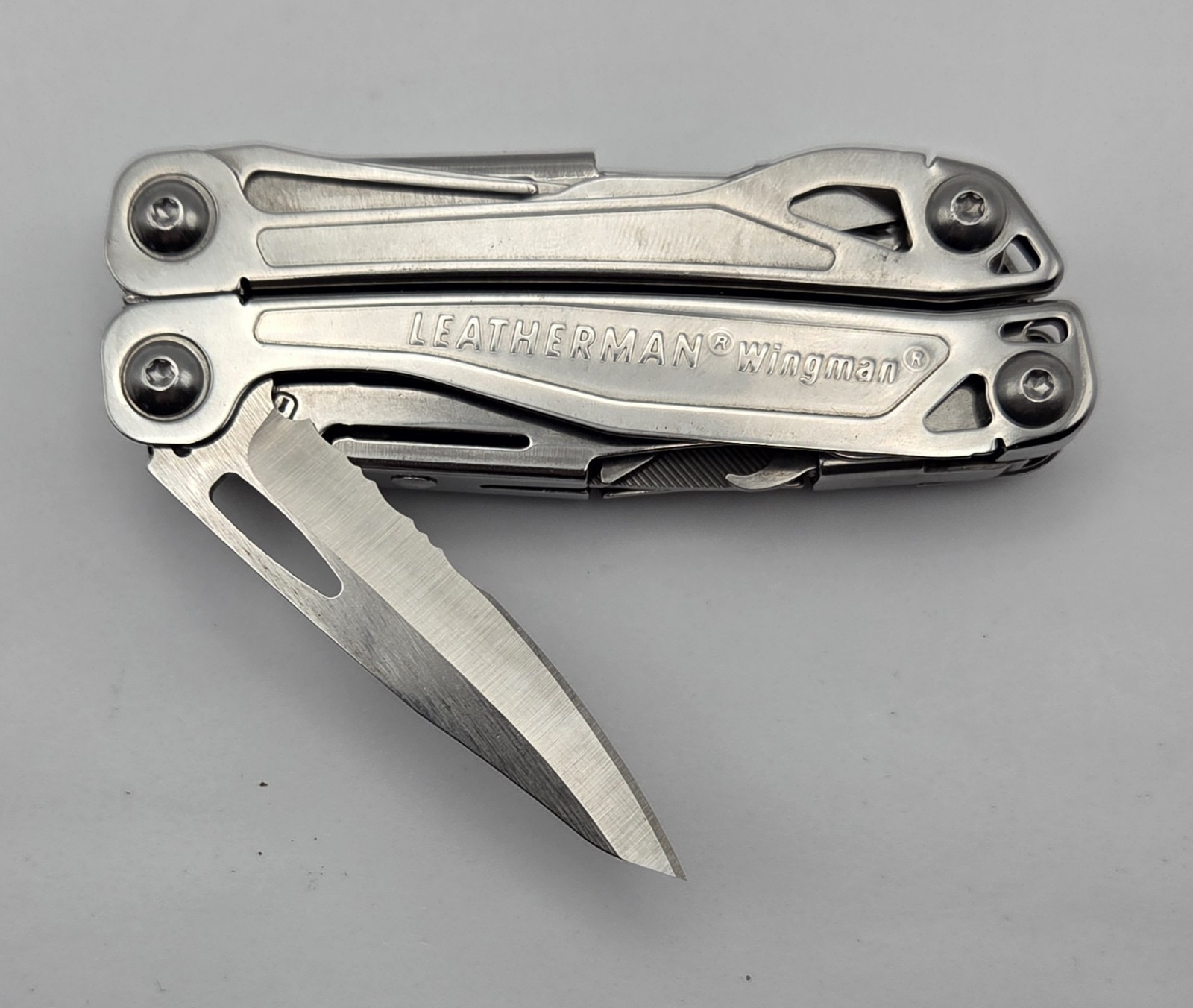 Leatherman Wingman Multi Tool Stainless Steel Made in USA Silver w/ Clip L5