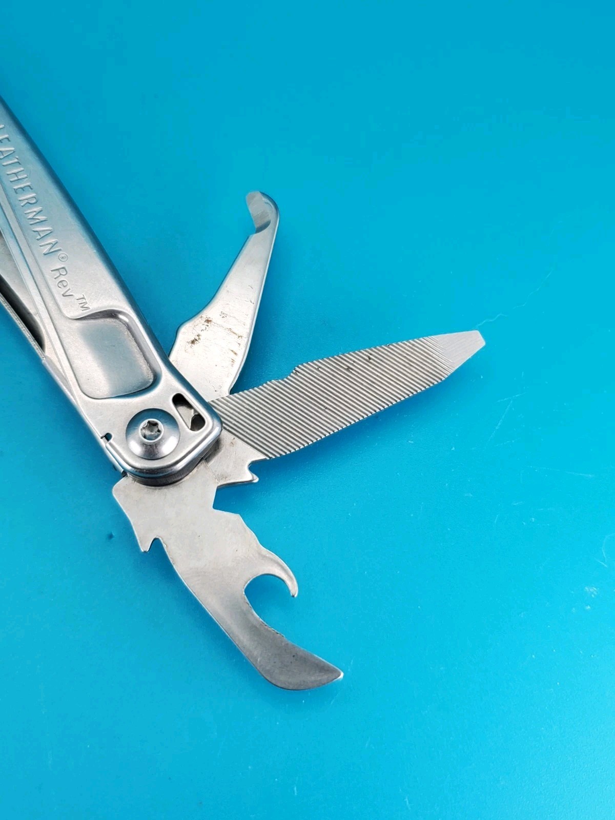 Leatherman Rev 3.8″ Multi-Tool, Stainless!