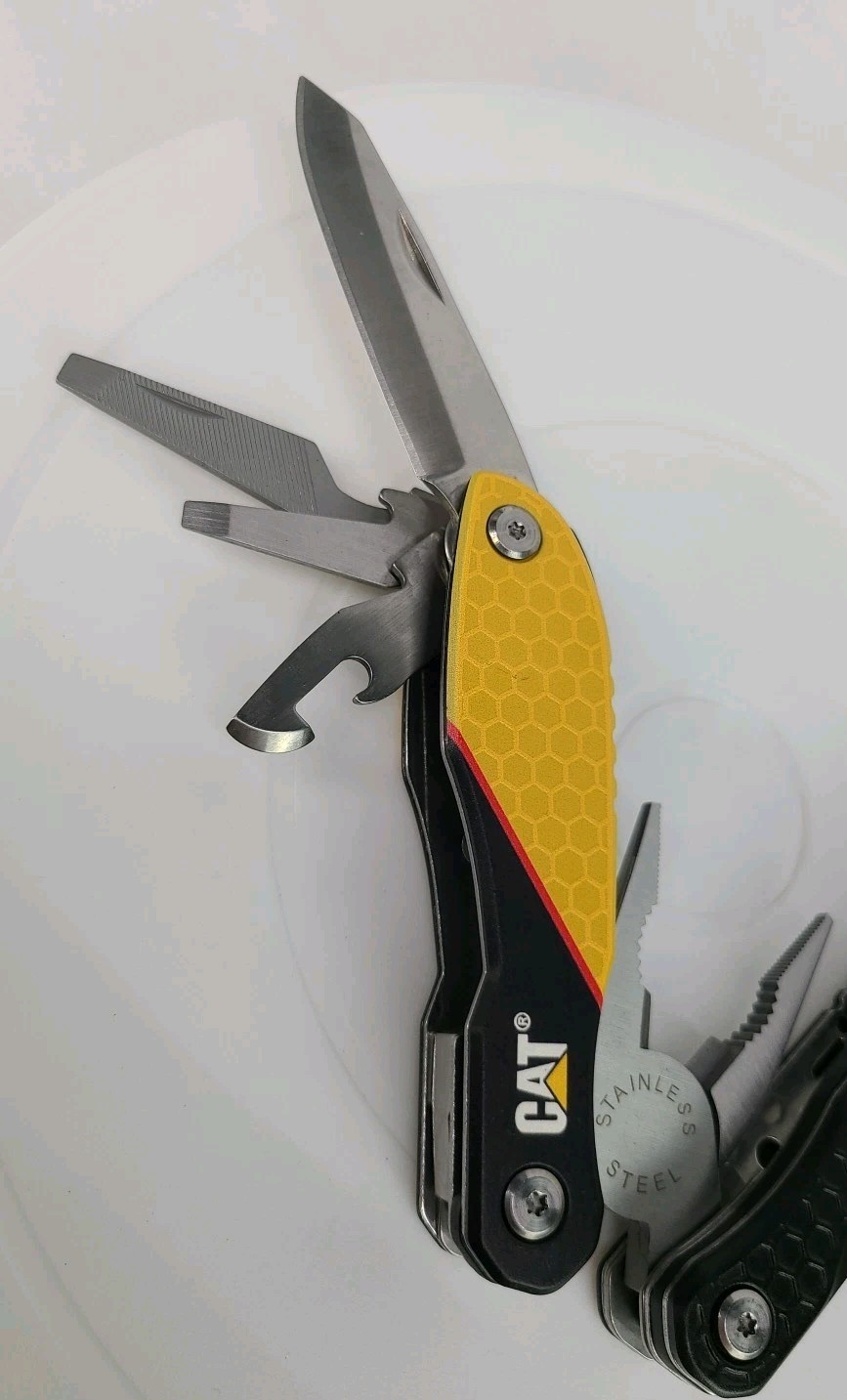 LOT 3 Piece Set CAT 13-in-1 Multi-Tool and Pocket Knife and Razor Knife NWOB