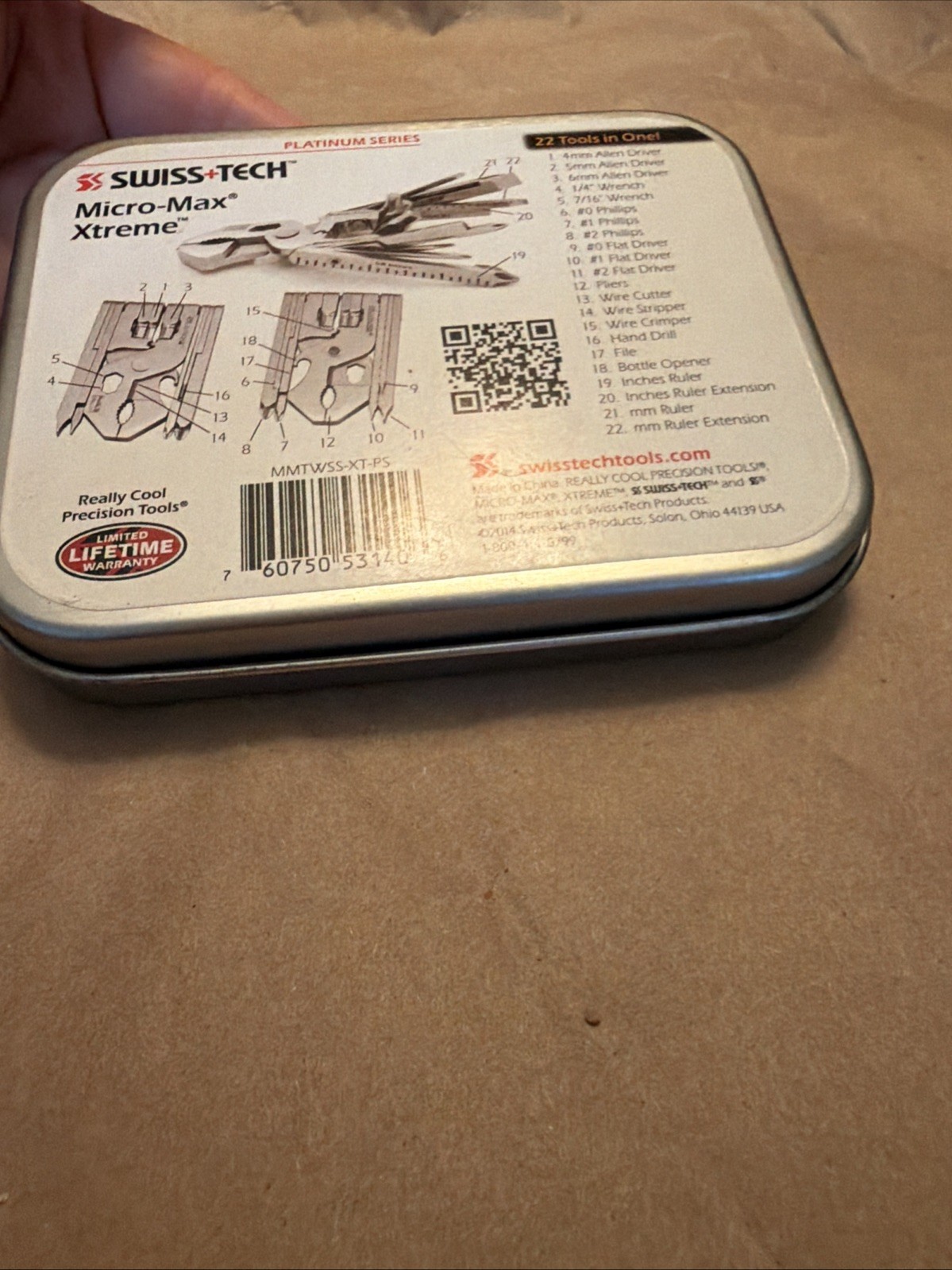 SWISS + TECH Multi Tool 22 in 1 Micro Max Xtreme