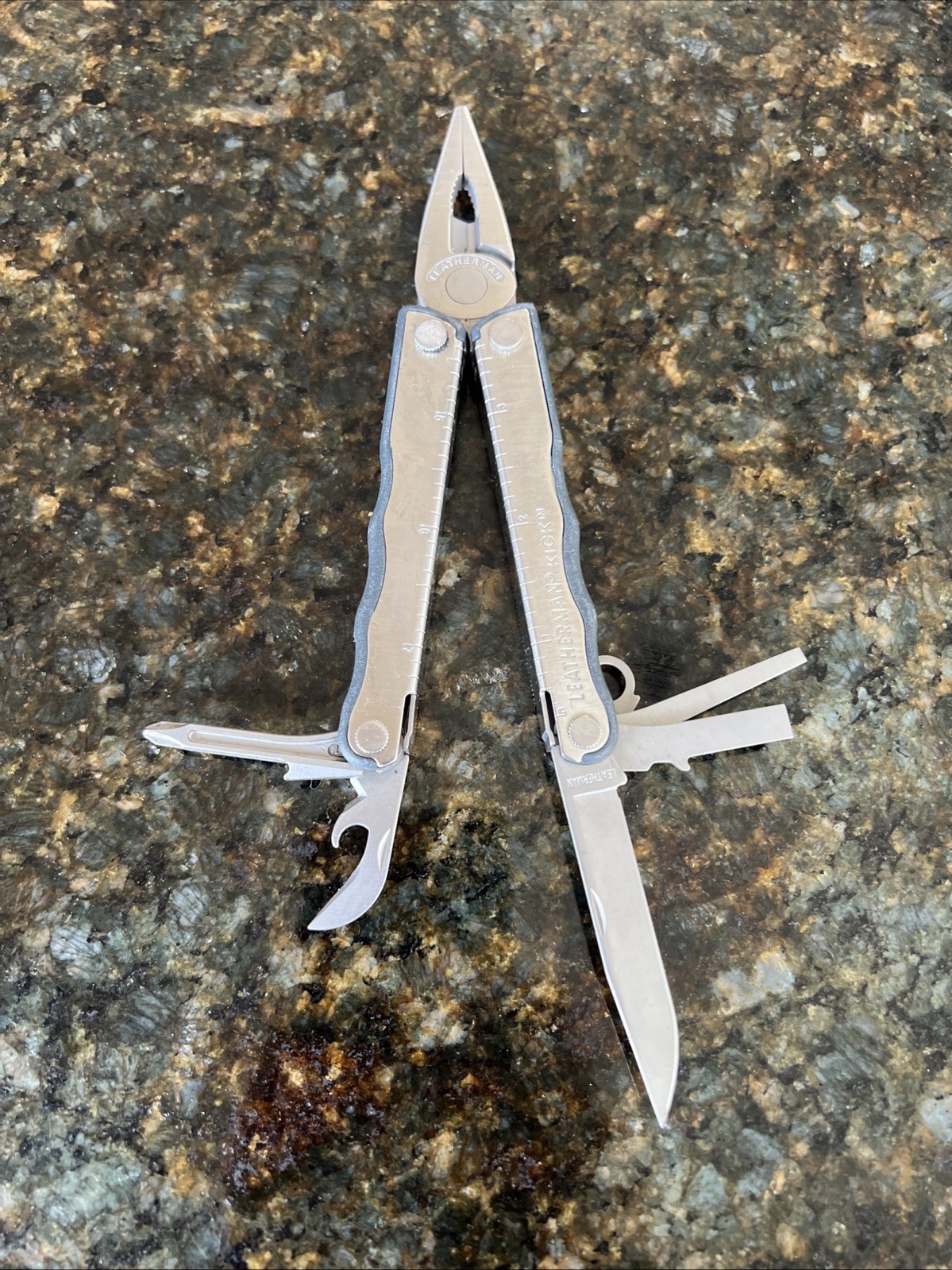 Retired Leatherman Kick Stainless Steel Multi Tool – Excellent Condition