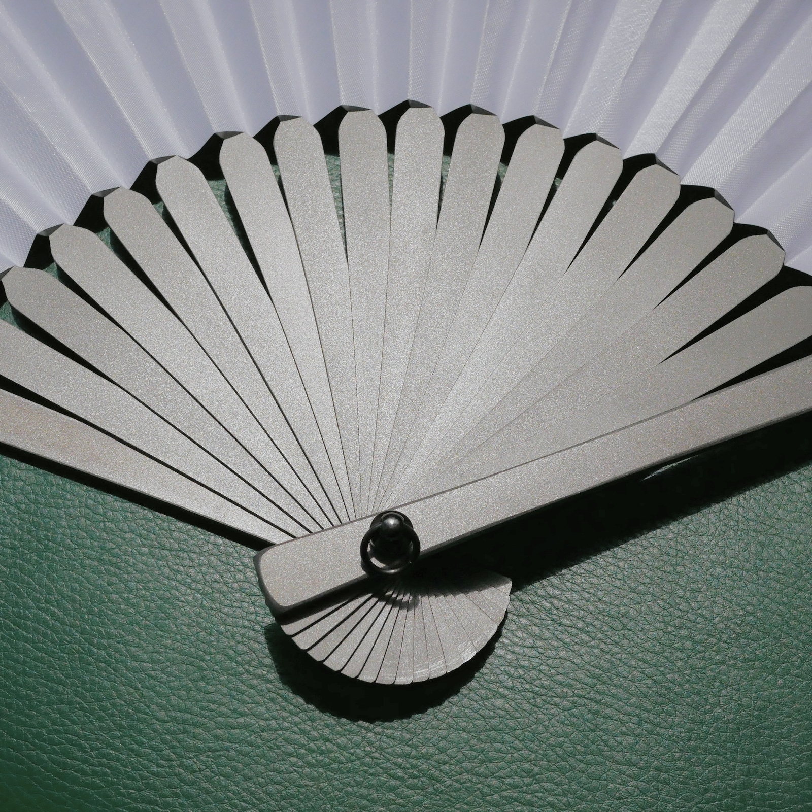 Kung Fu Ten Inch Eighteen Square Titanium Alloy Folding Fan Martial Arts Fan
