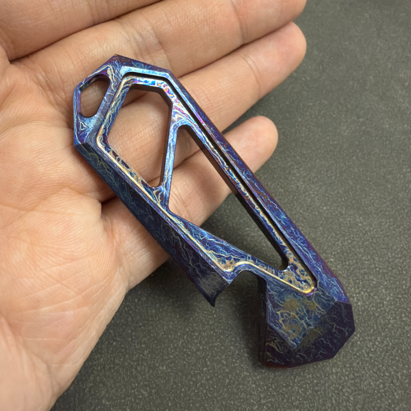 RIHE Design TC4 Titanium Rod EDC Bottle Opener Crowbar -Color