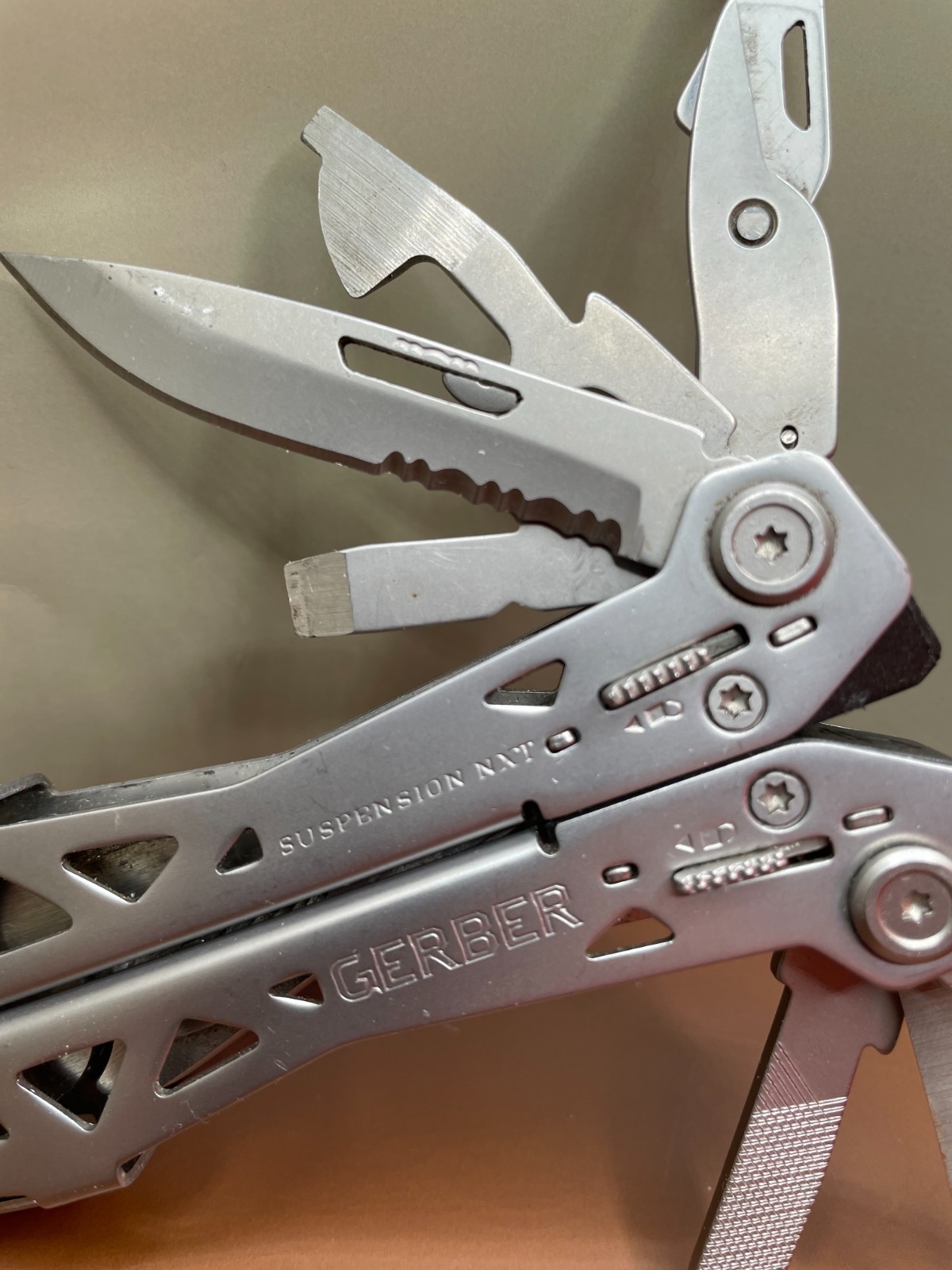 Gerber Suspension NXT 15-in-1 Multi-Tool Pliers Stainless Steel Silver