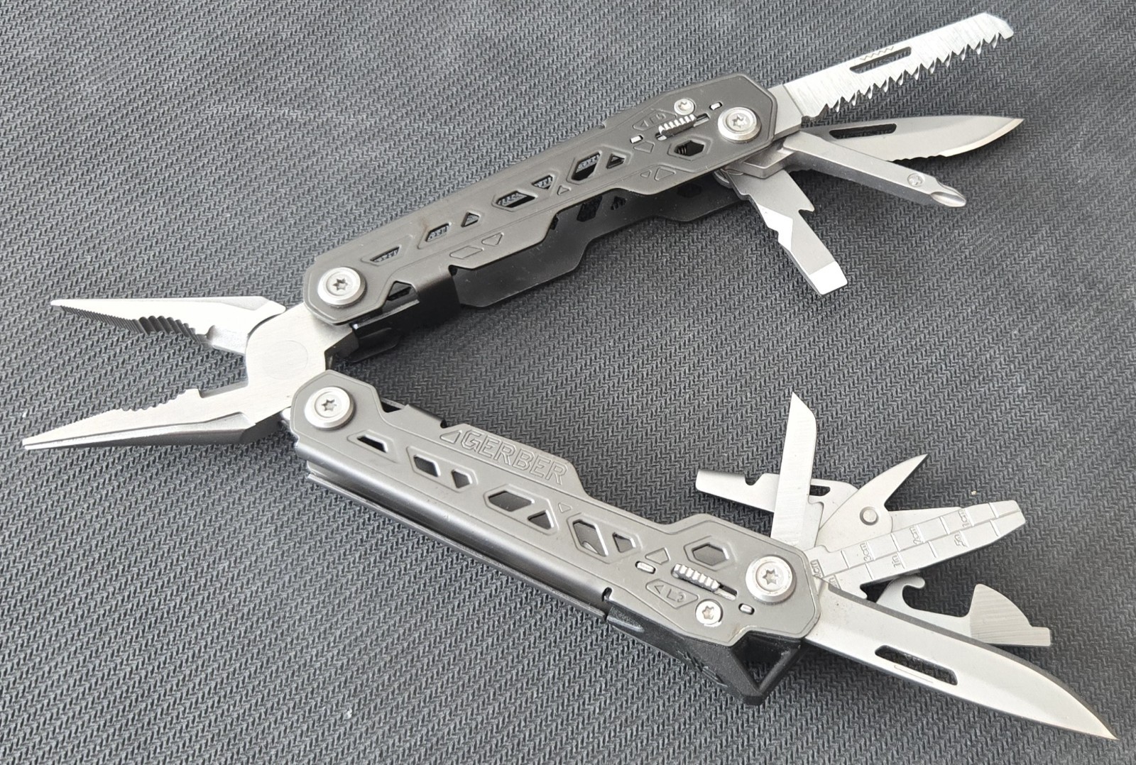 Gerber Truss 17-in-1 Tactical Multi Tool EDC Needle Nose Pliers W/ Sheath