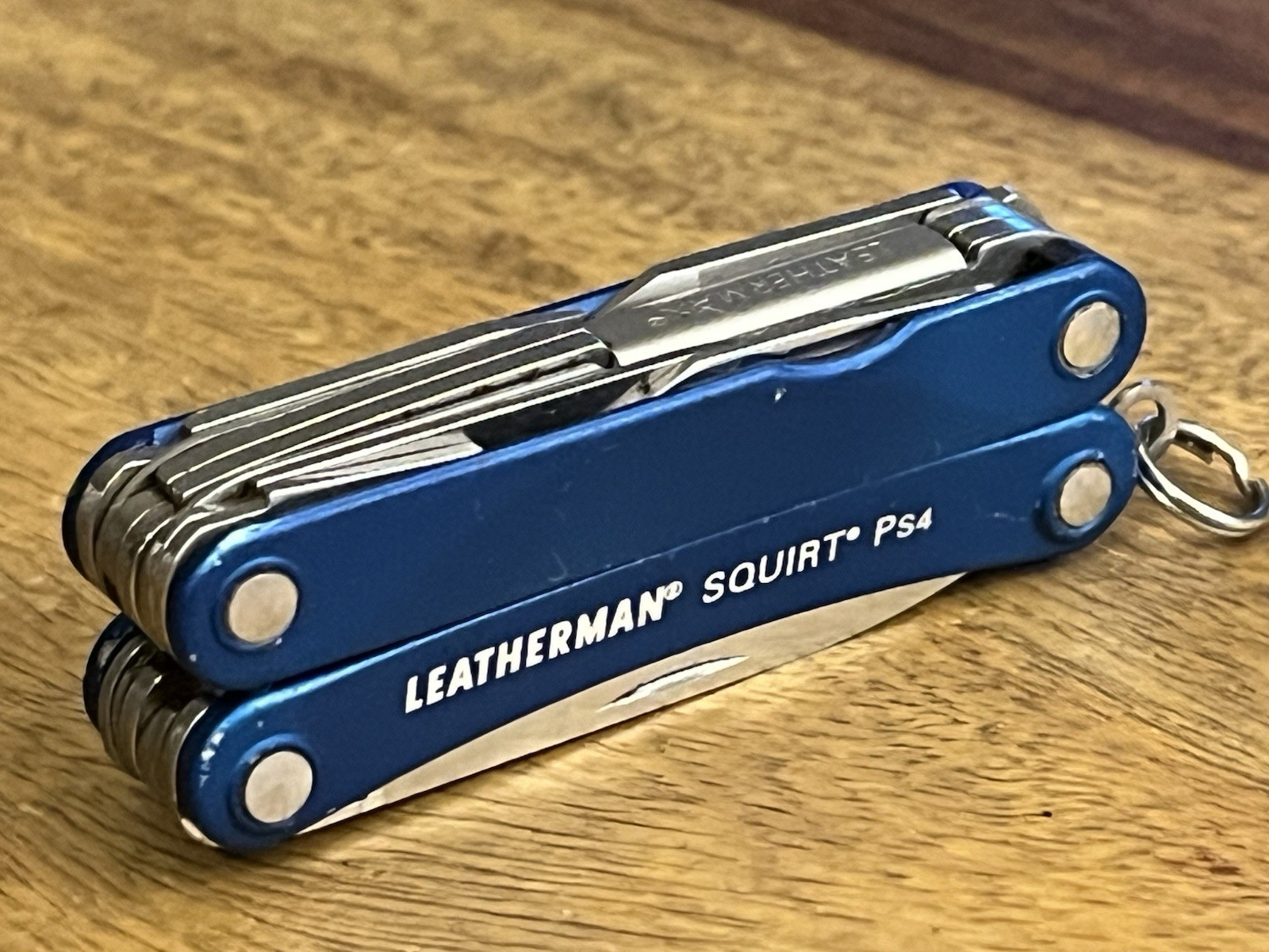 RETIRED Leatherman Squirt PS4 MultiTool Black DISCONTINUED SUPER NICE!