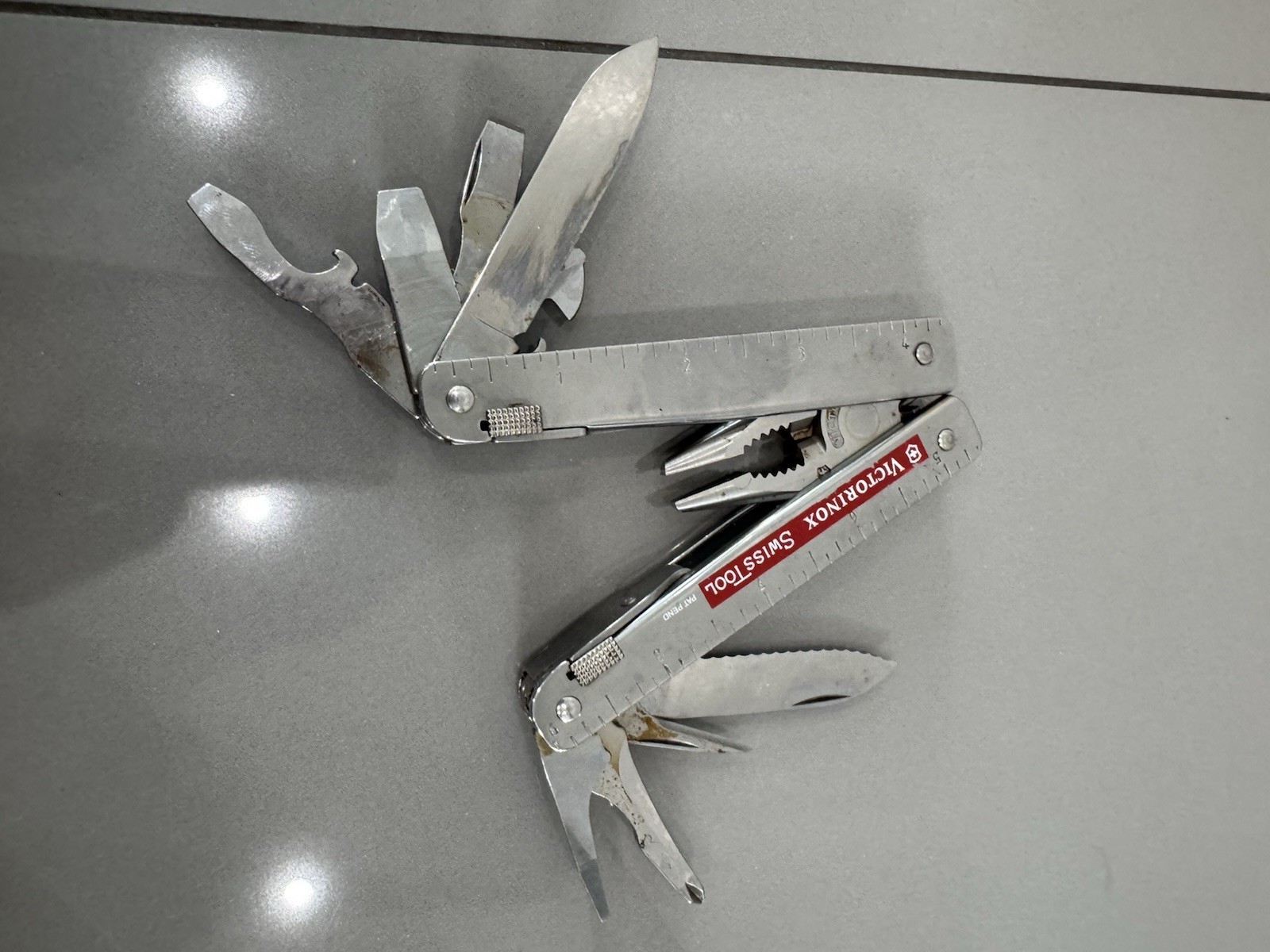 Vtg Victorinox SwissTool Pat Pend Swiss Army Knife Multi Tool Plier