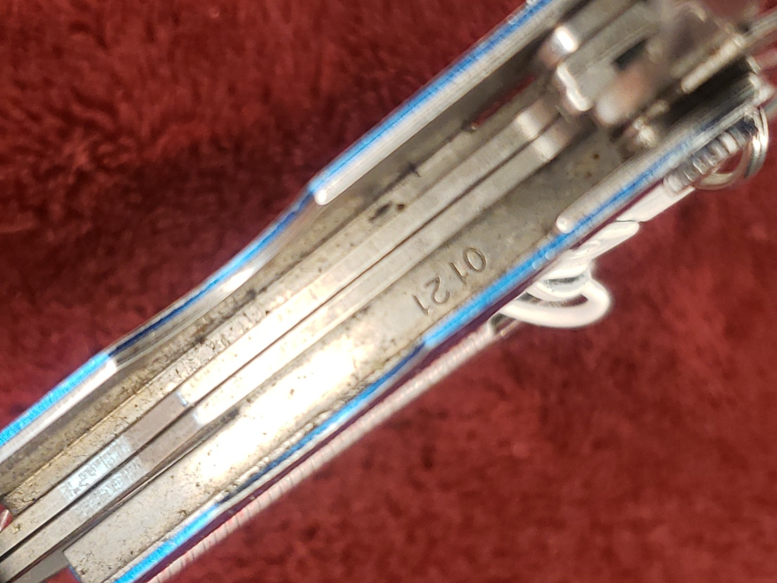🔪🔪 Leatherman Micra Red Blue Multitool White claw keychain 0121 date code