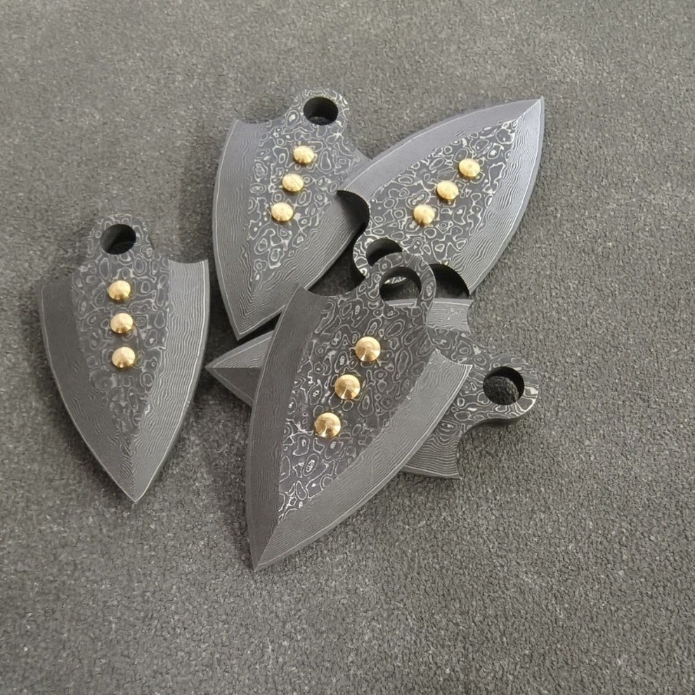67 layer sandwich steel Forged with Damascus process Brass rivet EDC Accessories