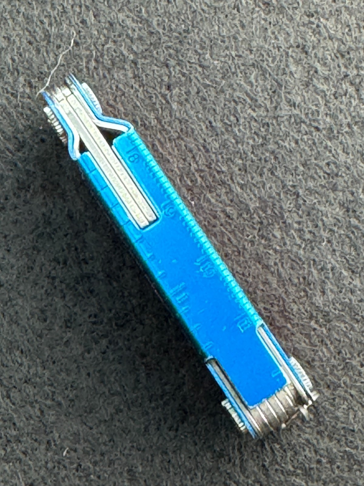Leatherman Micra 10 in 1 Multitool – Various Colors Anodized Aluminum