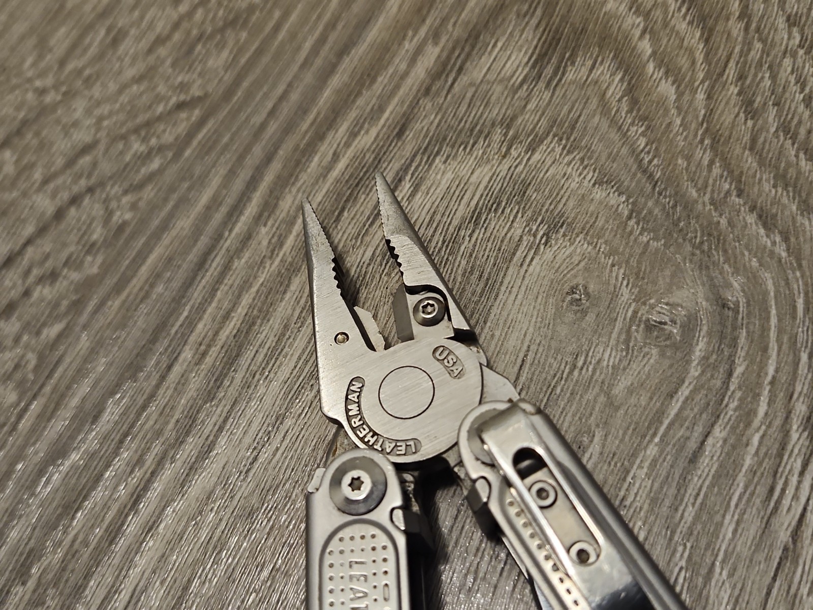 Leatherman Free P4 Multi-Tool – Used, Good Condition, Discontinued
