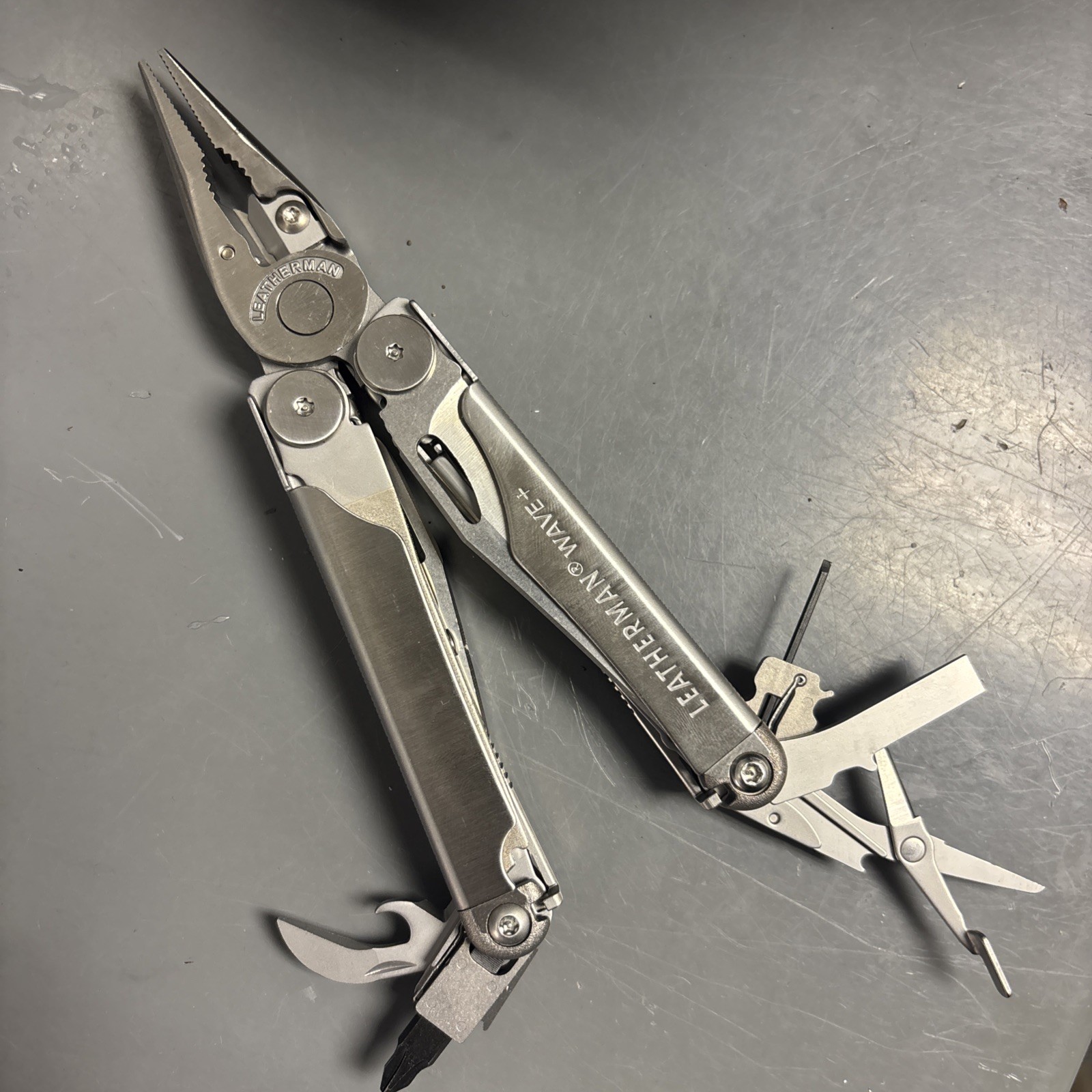 Leatherman Wave+ Multi Tool – Silver