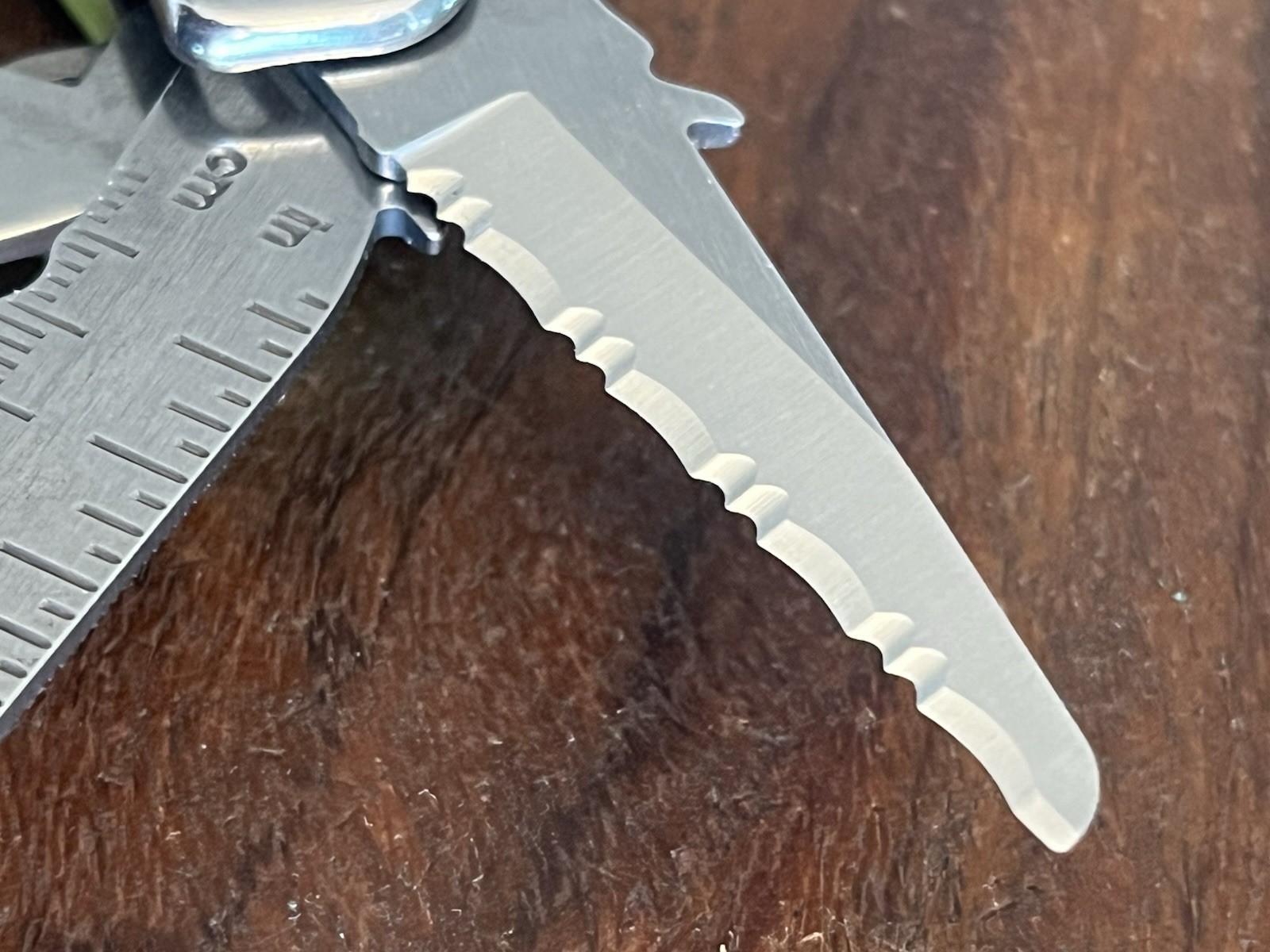 LEATHERMAN SIDEKICK® 14 Tool Stainless Steel Multi-Tool Green w/Nylon Sheath