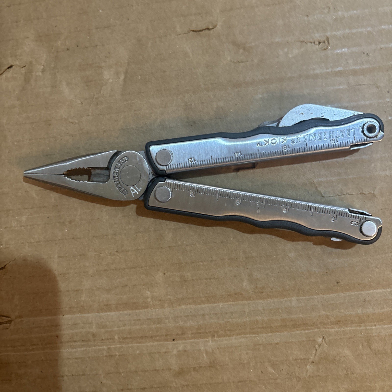 Leatherman KICK Multi Tool Multitool Knife Read Desc