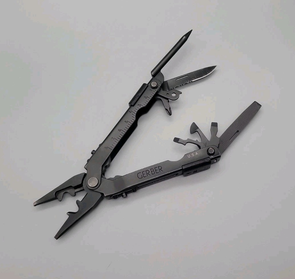Gerber DET MP600 Multi-Plier Multi-Tool – DISCONTINUED – C-4 Punch, Cap Crimper