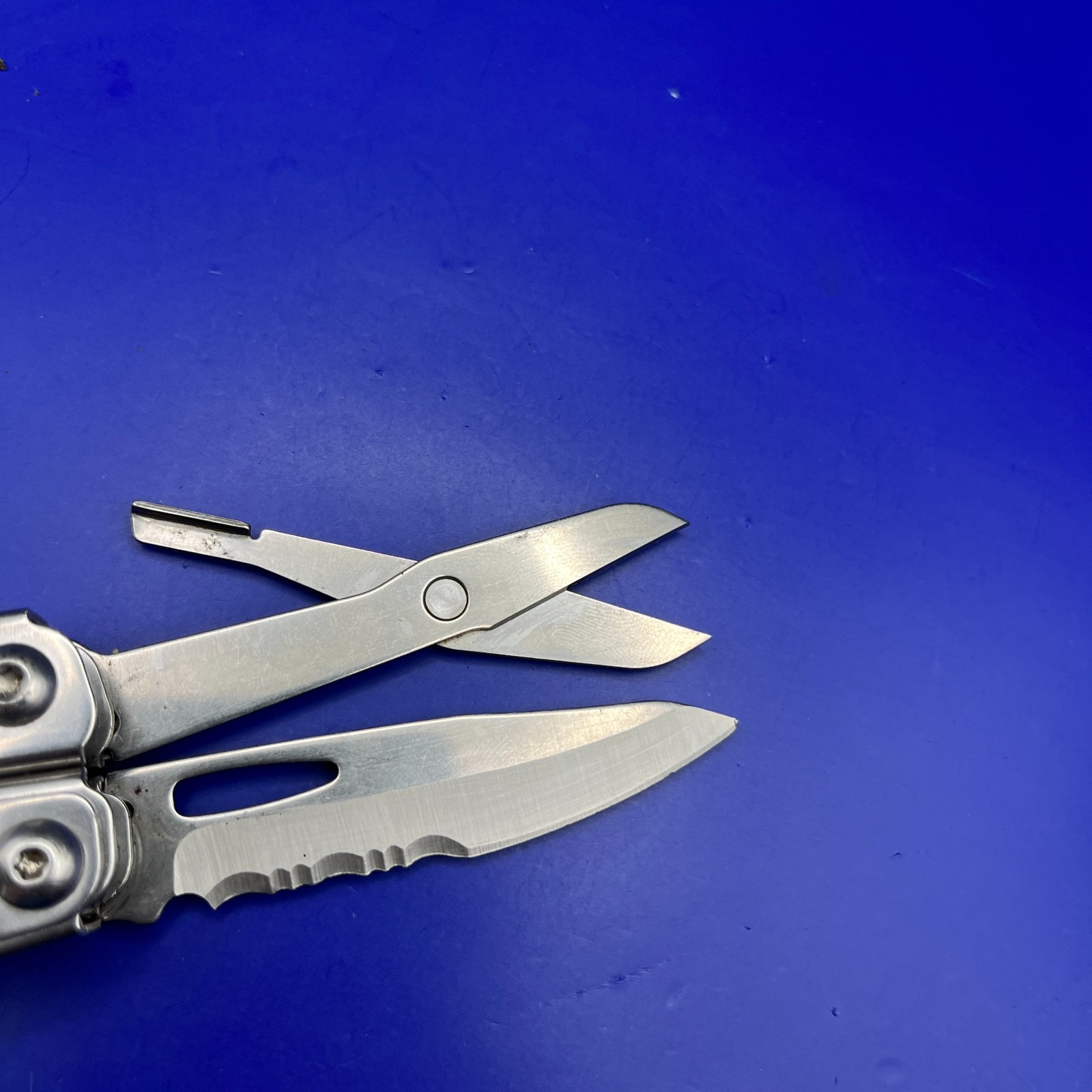 Leatherman Stainless Steel Wingman Multi Tool Scissors Knife Plier