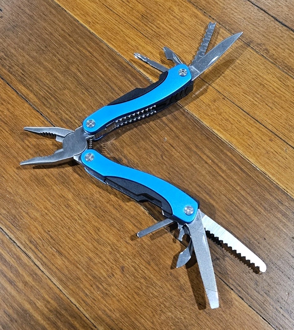 Full-Size Multitool – Pliers, Knife, Saw, Screwdrivers – Blue EDC Camping Tool