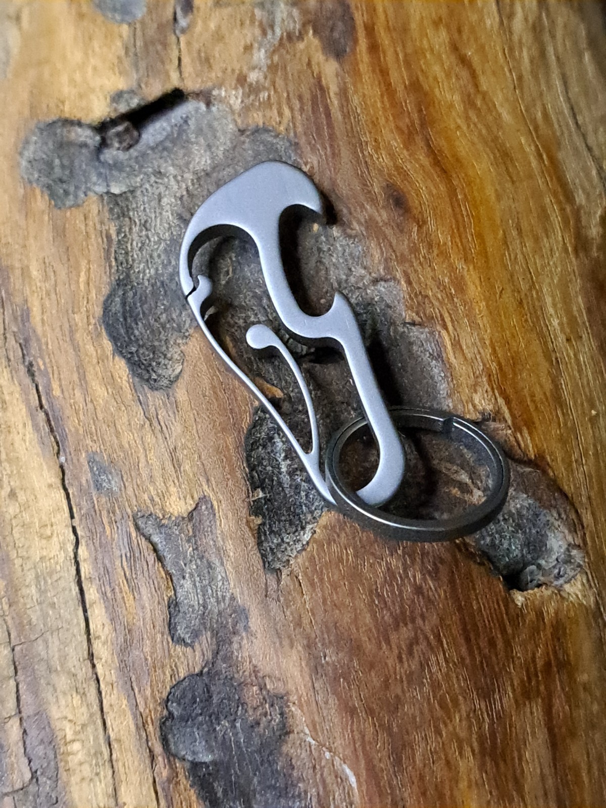 Pro Mini Minimalist Titanium Carabiner Keychain With 20mm Titanium Keyring