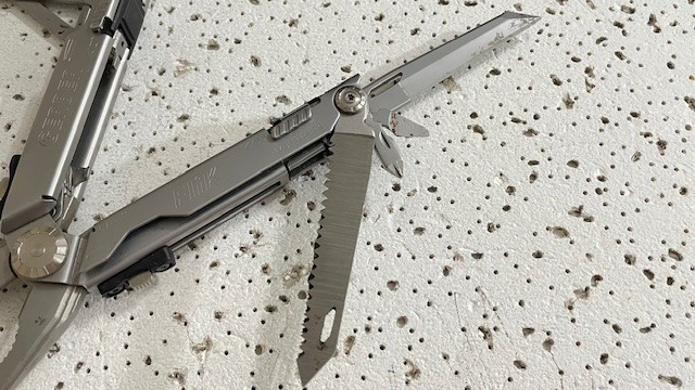 GERBER Flik Stainless Steel Silver MULTI-PLIER Multi Tool Pliers,Knife,Scissors-