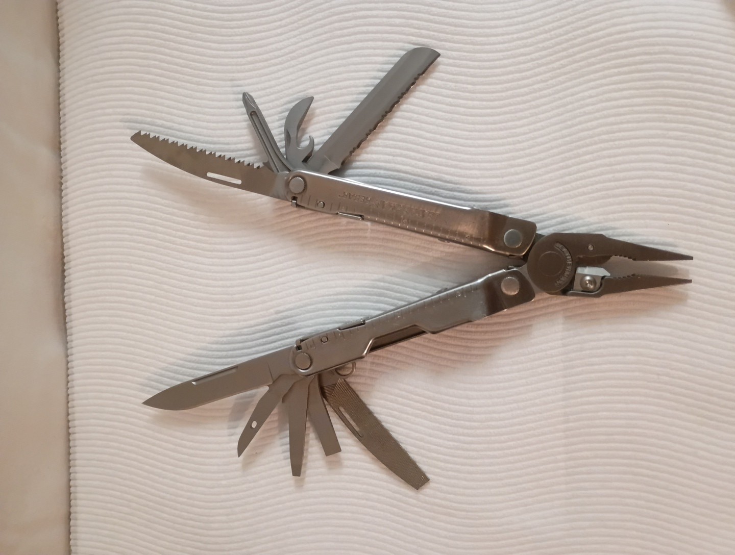 Leatherman Rebar Multi-Tool! Free Shipping!