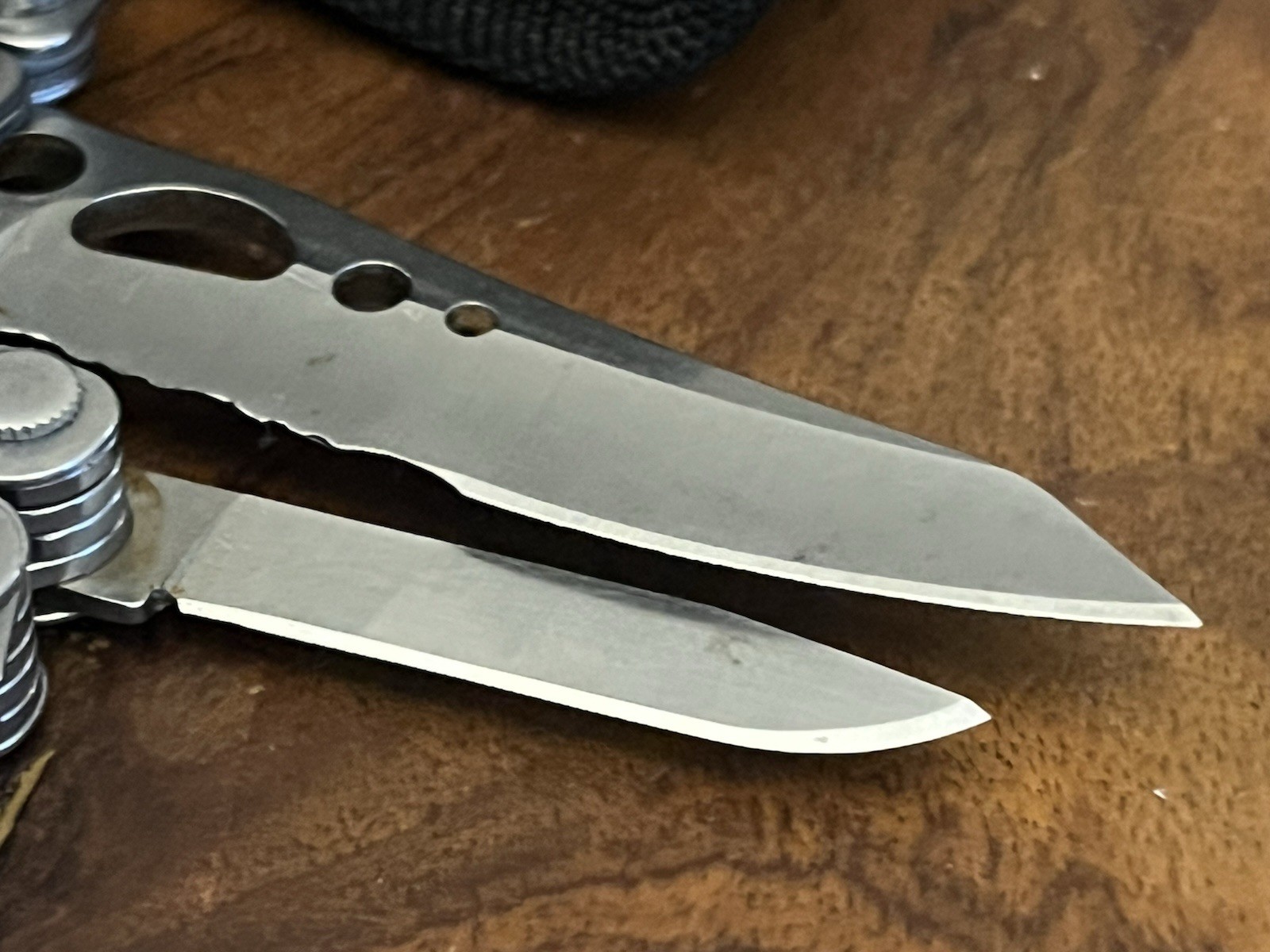 2022 Leatherman Skeletool & MICRA MultiTools SUPER NICE!! w/New Molle Sheath