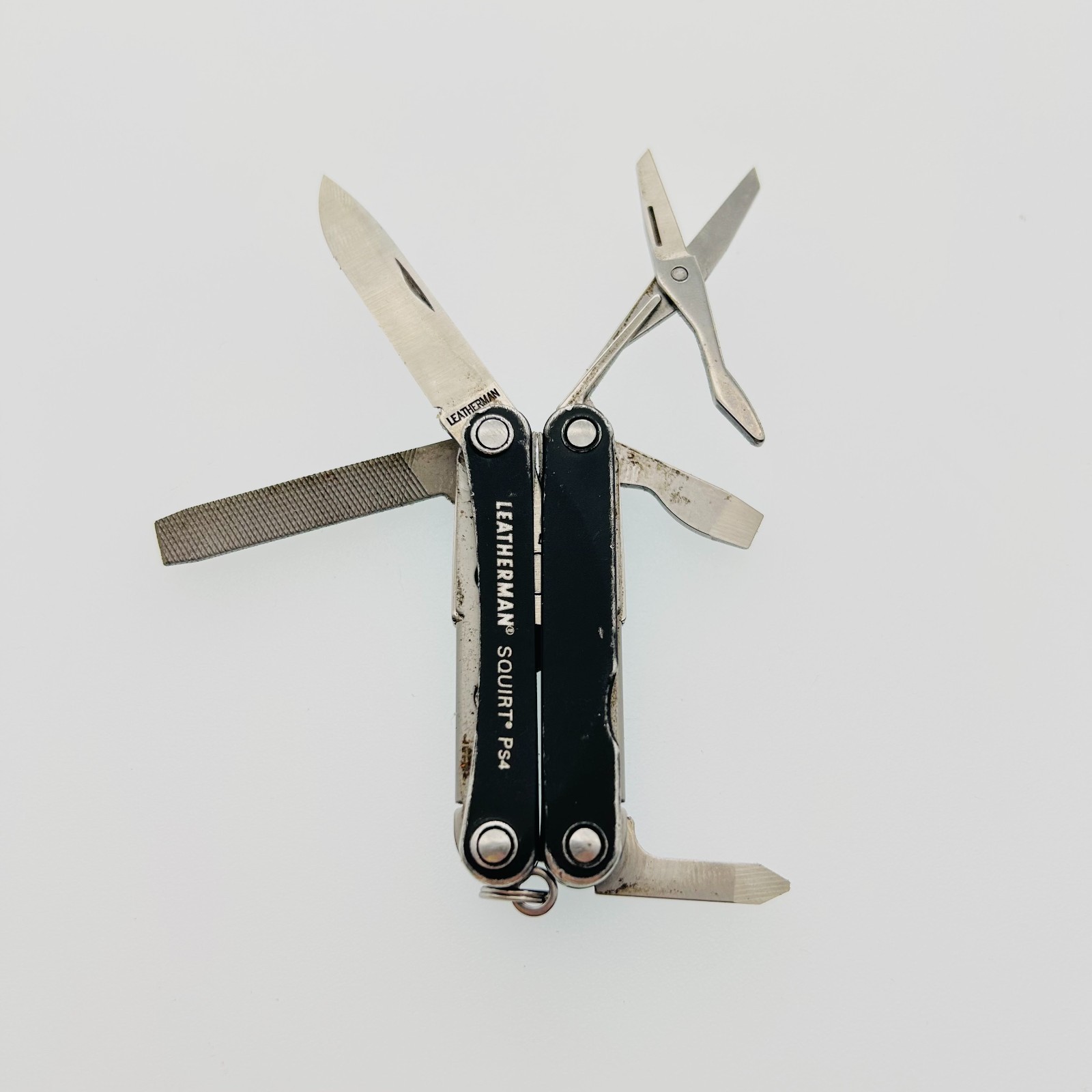 Leatherman Squirt PS4 BLACK – 8-in-1 Keychain Multi-Tool Discontinued (CODE35)