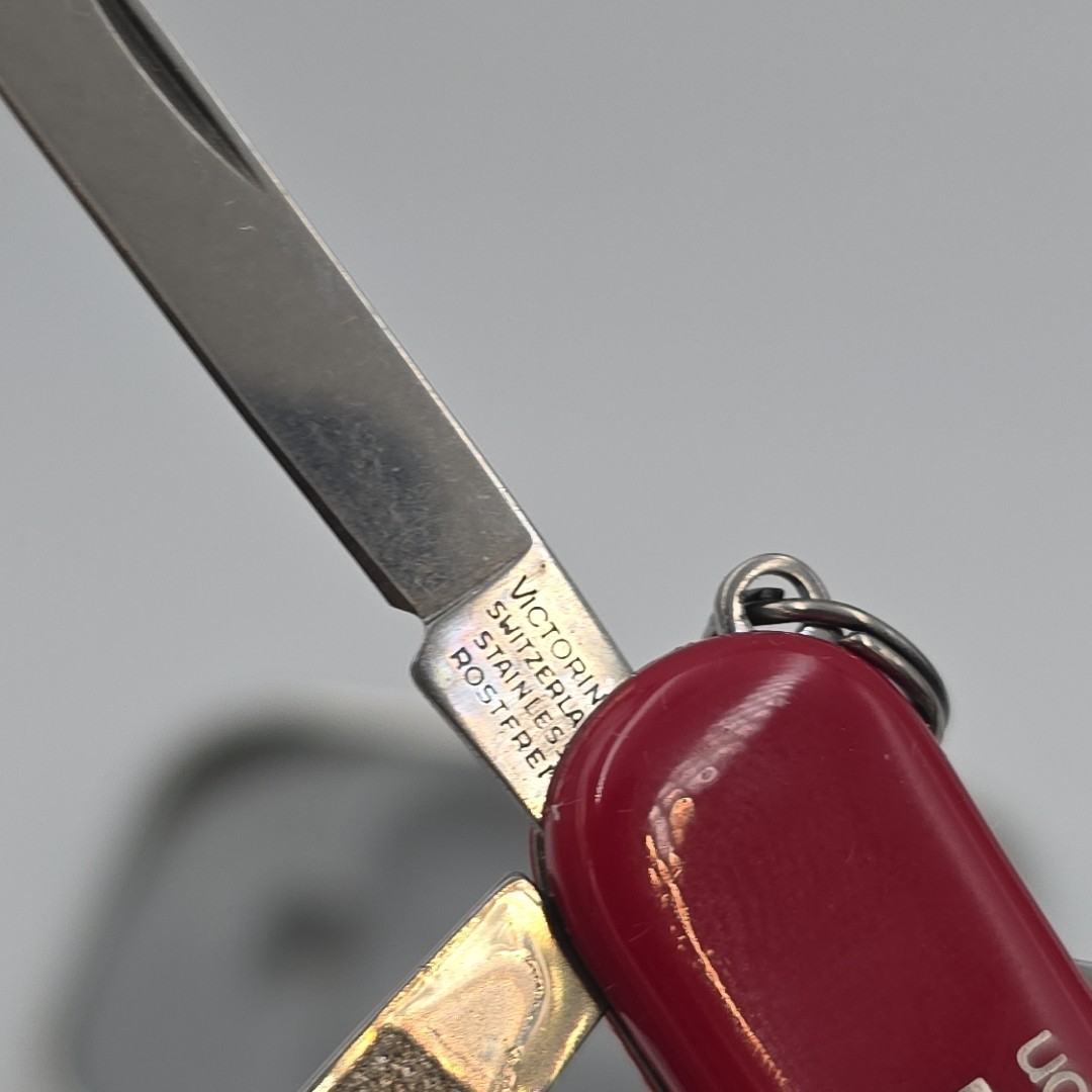 Victorinox Officer Suisse Swiss Army Knife Multi Tool CABOT Red New In Box