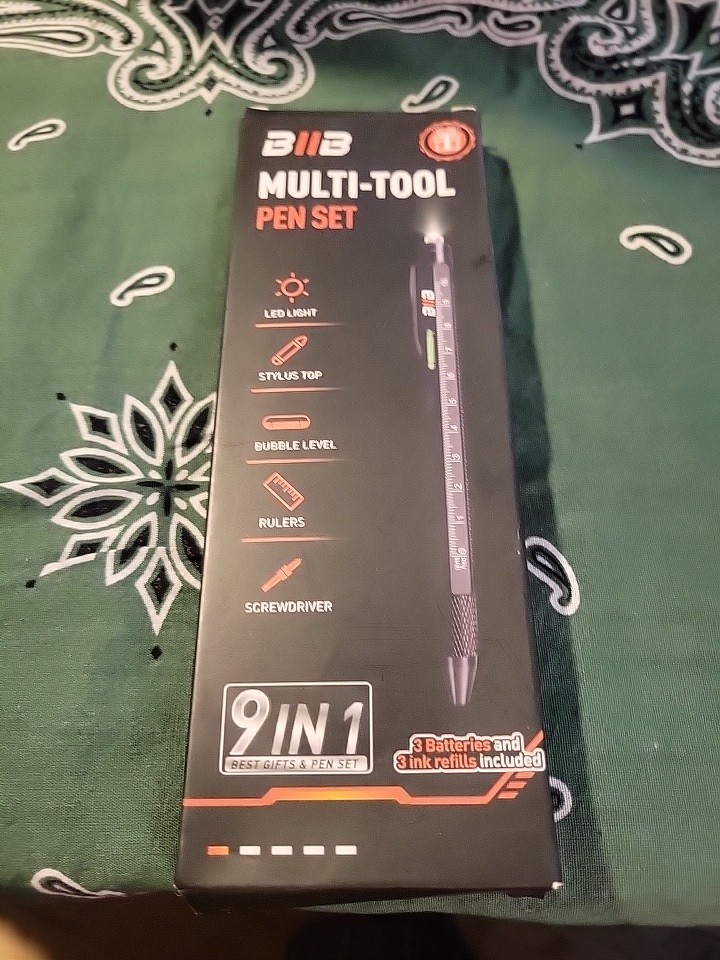 J6- 9 in 1 Multi-tool Pen Set Led Light, Stylus, Screwdriver, Rulers, Level