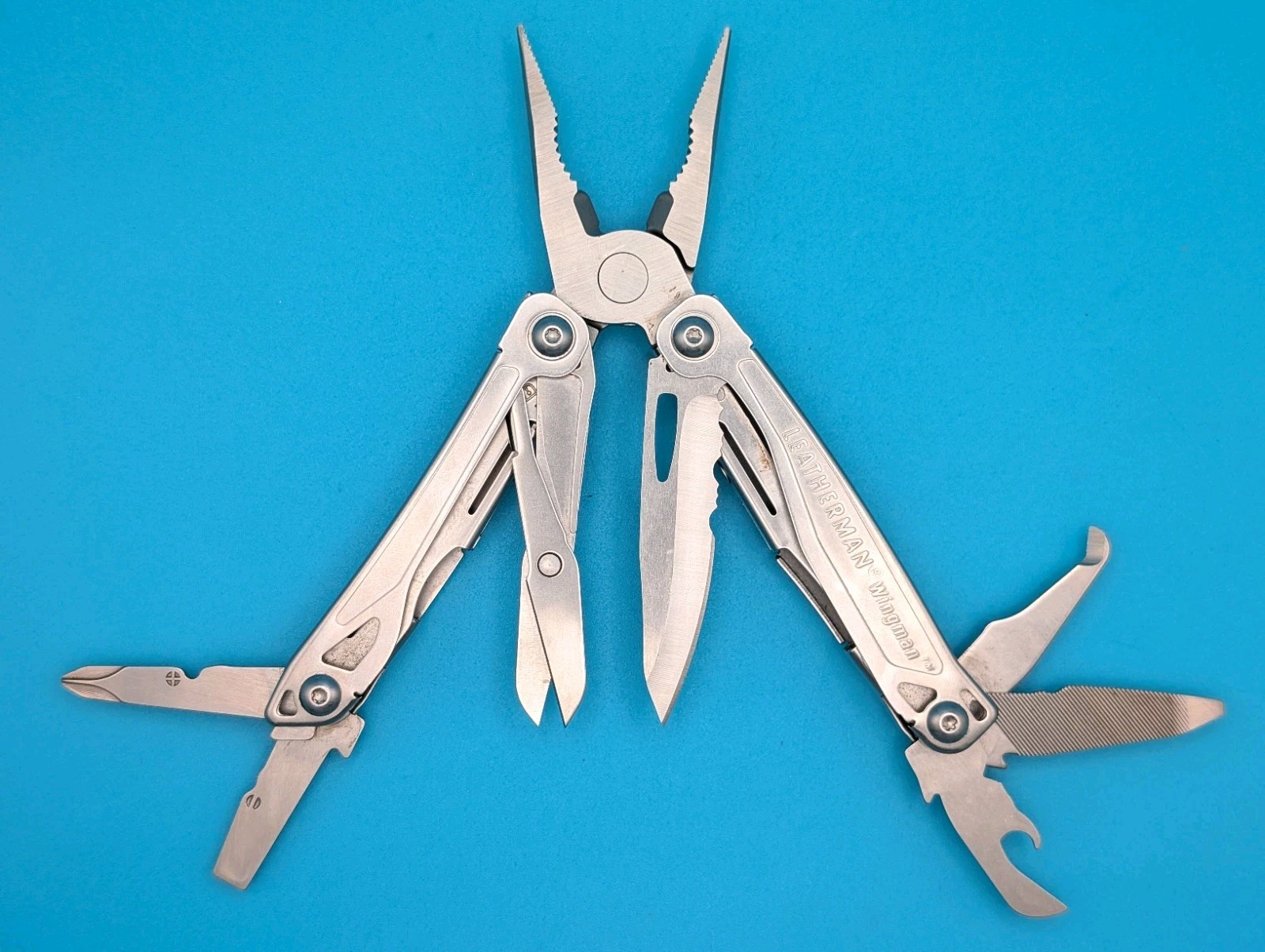 LEATHERMAN WINGMAN MULTI-TOOL! FAST SHIPPING!