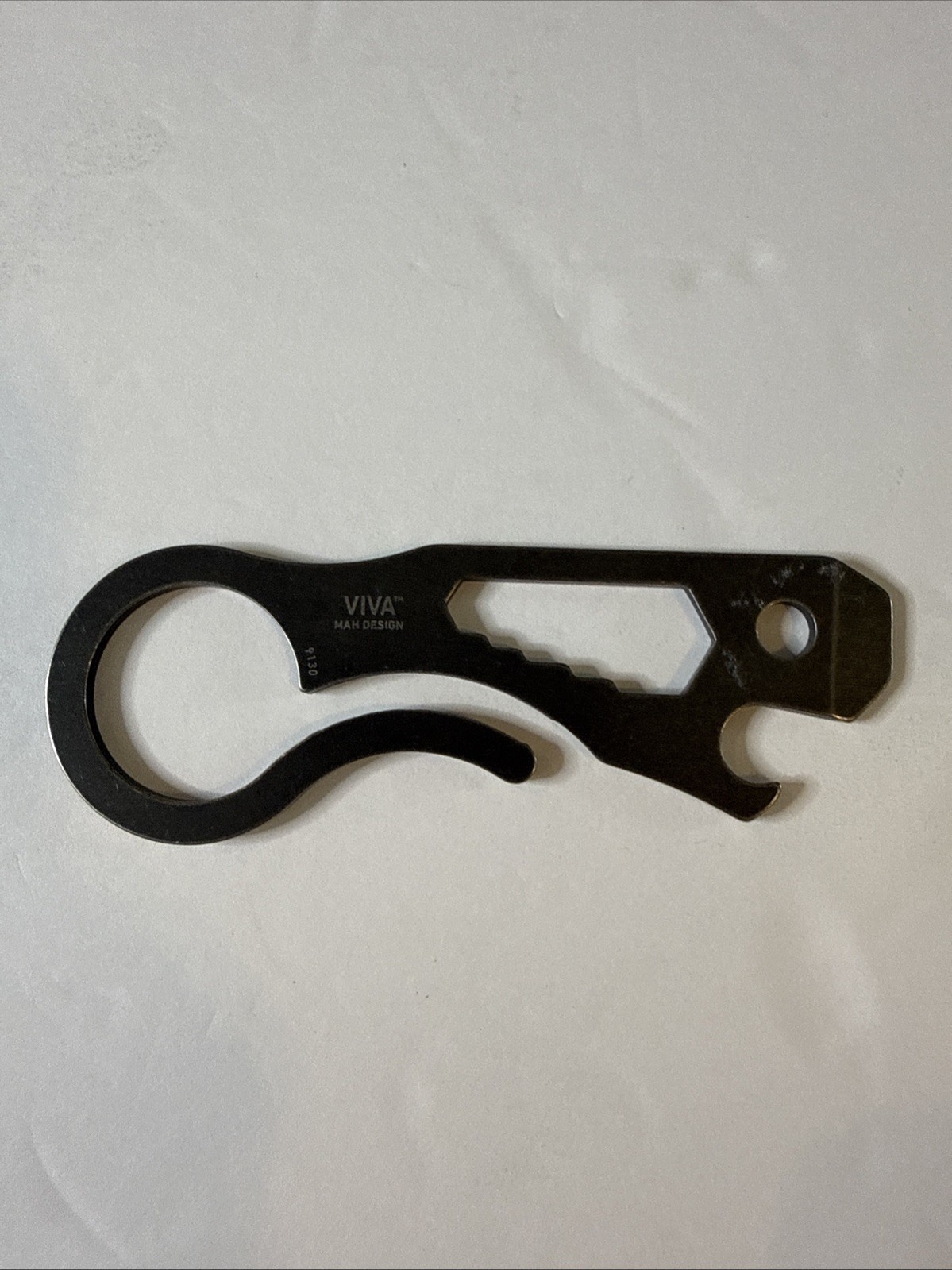 CRKT VIVA Multi-Tool and Bottle Opener Model 9130 Metal Flat Prybar Screwdriver