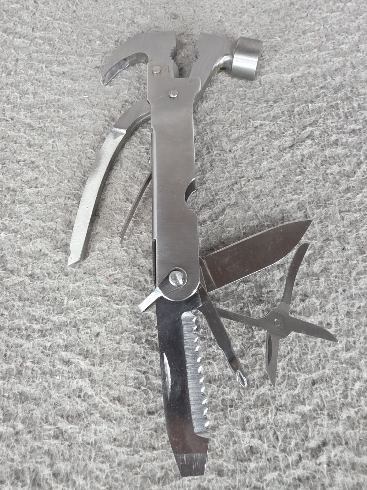 Multitool With Hammer, Wirecutters, Saw, Pocket Knife, Screwdriver & Scissors
