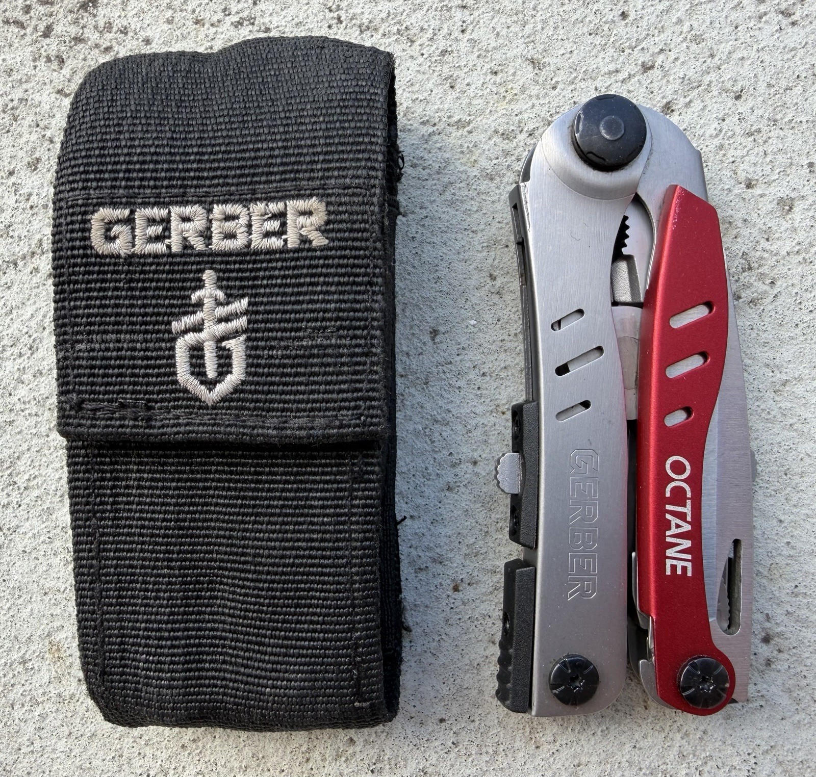 GERBER OCTANE RED/SILVER MULTI-PLIER MULTI TOOL IN SHEATH DISCONTINUED, RARE EXC