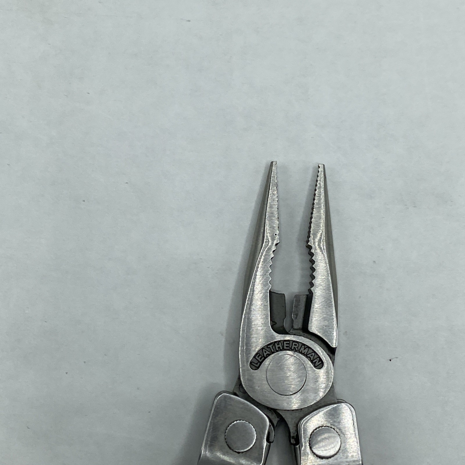 Leatherman Bond Multi Tool – Silver