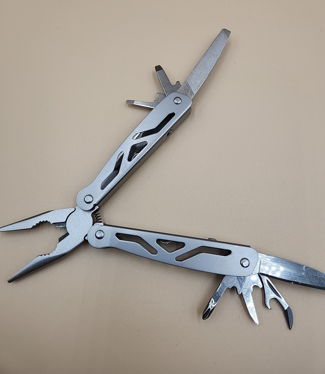 10 in 1 Multi-tool Folding Pocket/Purse Needle Nose Pliers