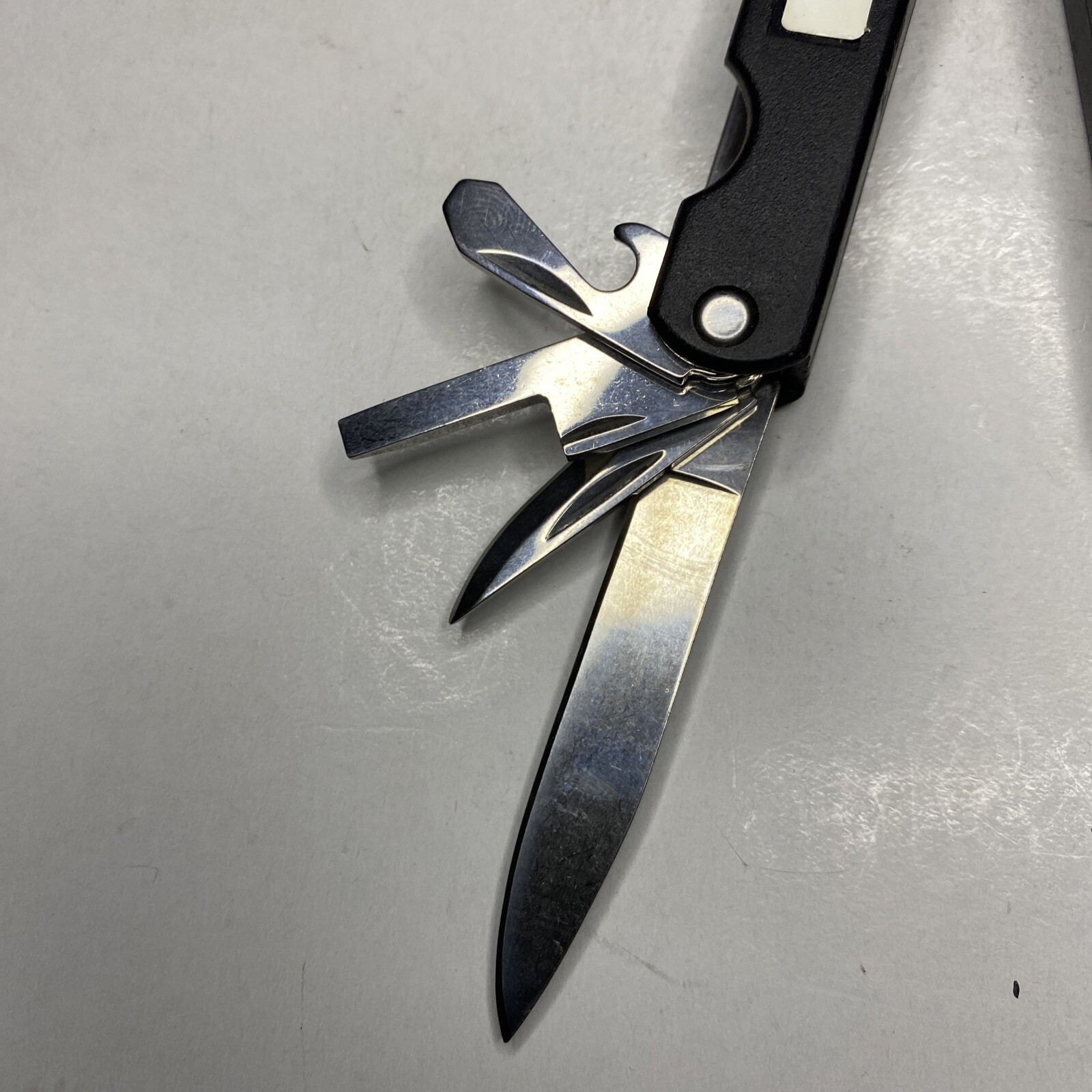 Barlow La Crosse Forage and Turf Logo Hard Plastic Grip Multi Tool Pliers
