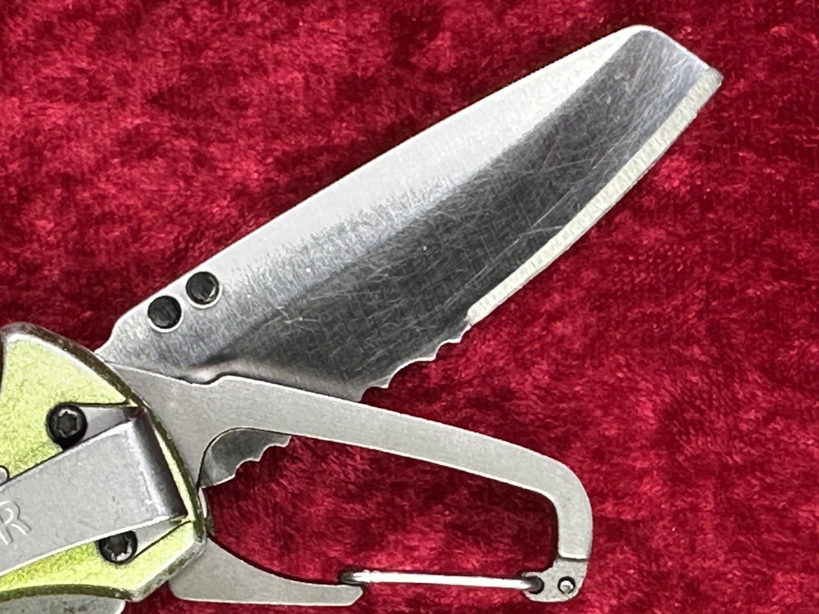 Gerber Crucial Green & Brown Handle Multi-Tool Pliers 7 Function 6 Tool (588)