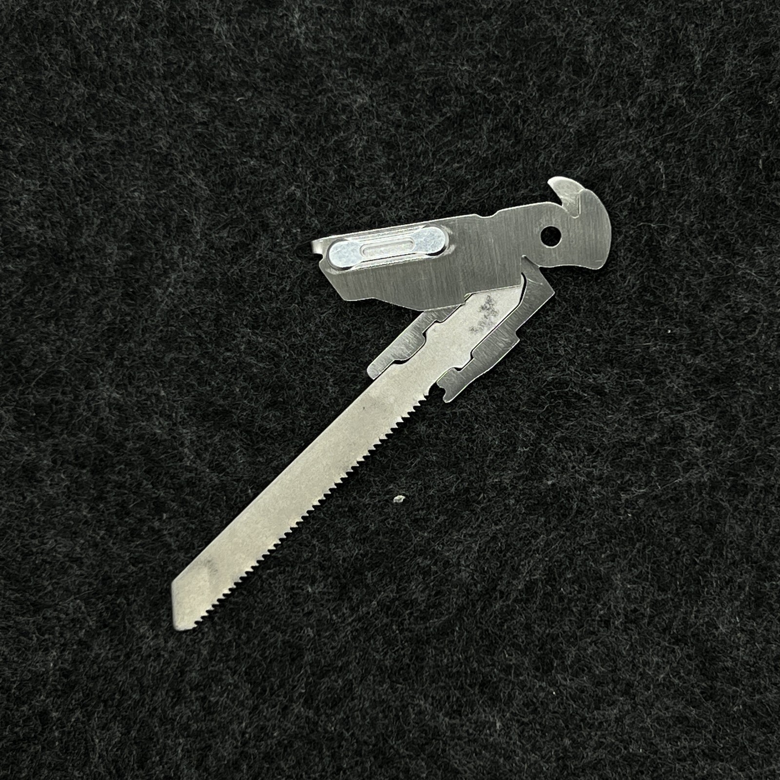 For Leatherman Free P2 P4 ARC Stainless steel Saw T-Shank Holder with Thumb Grip
