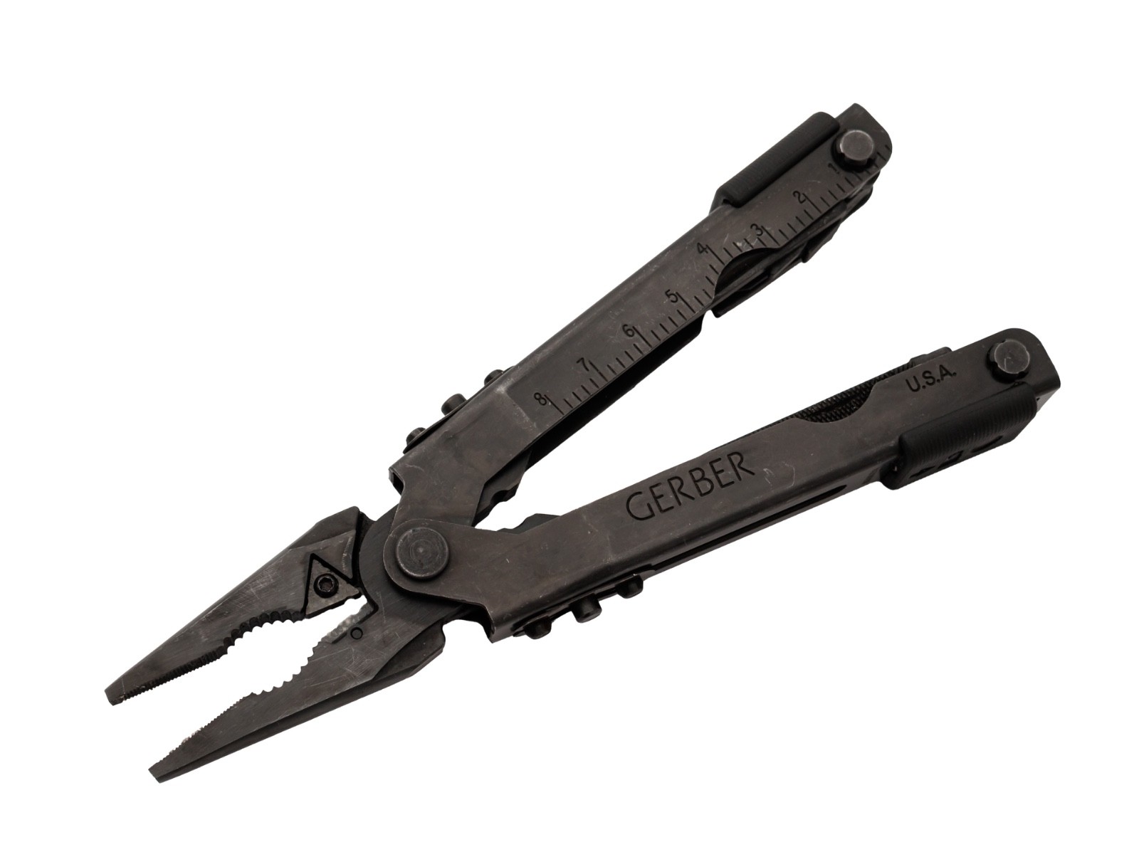 Gerber MP600 Black Oxide Multi-Tool Needle Nose Pliers Carbide Cutters