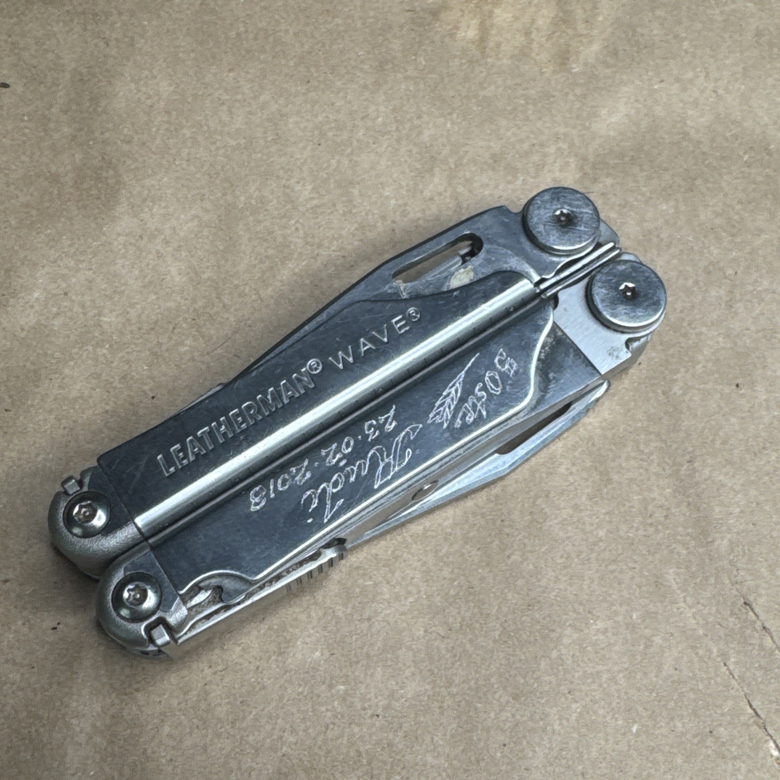 Leatherman Wave Silver Multi Tool Made in USA 18-in-1 Multitool Engraved