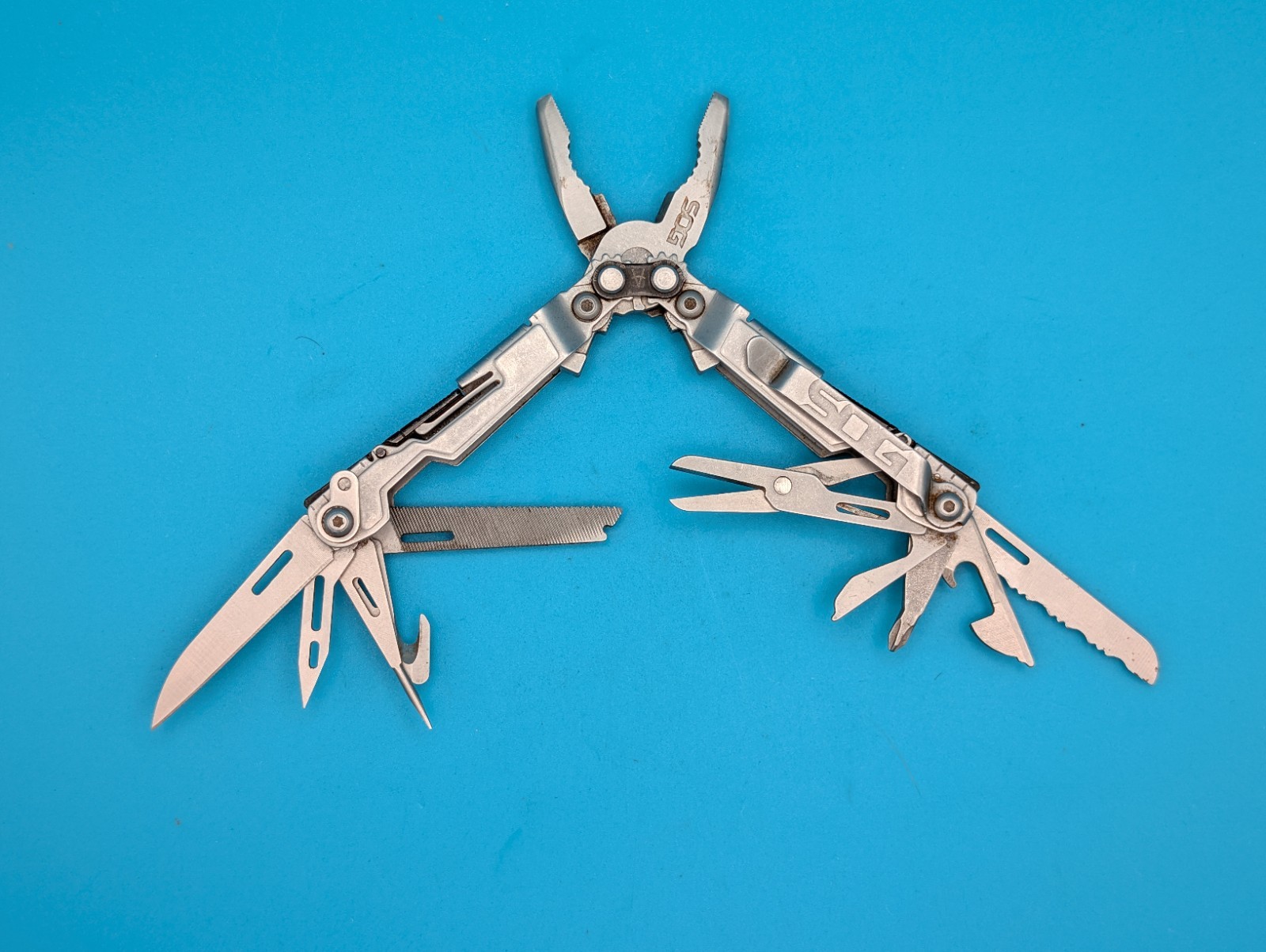 SOG PowerPint Tool Compact Lightweight Silver Multi-Tool!