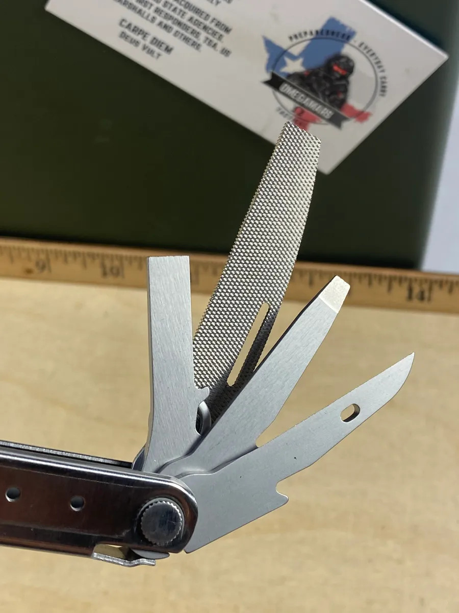 Leatherman Bond #BN1. Looks/feel brand new. (MSRP $59.95 NEW)