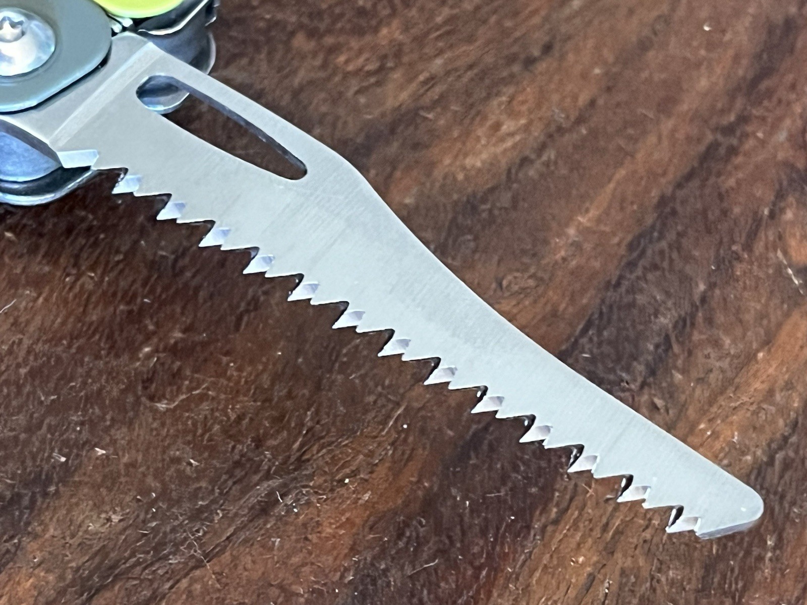 LEATHERMAN SIDEKICK® 14 Tool Stainless Steel Multi-Tool Green w/Nylon Sheath