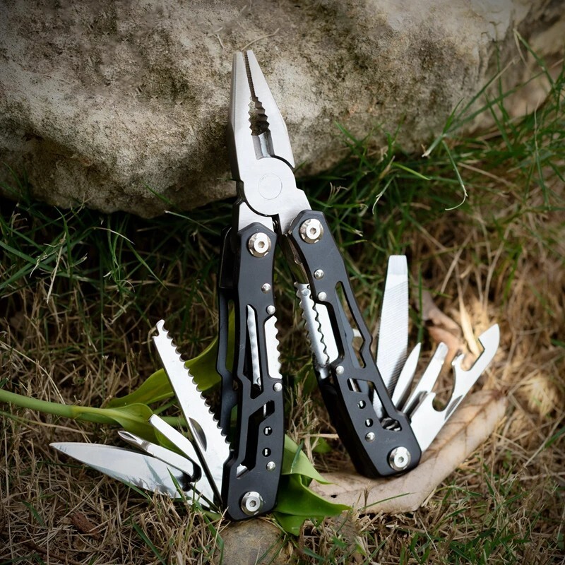 Multifunctional Folding Pliers Multi-tool Pocket Knife Outdoor Portable 14 Tools