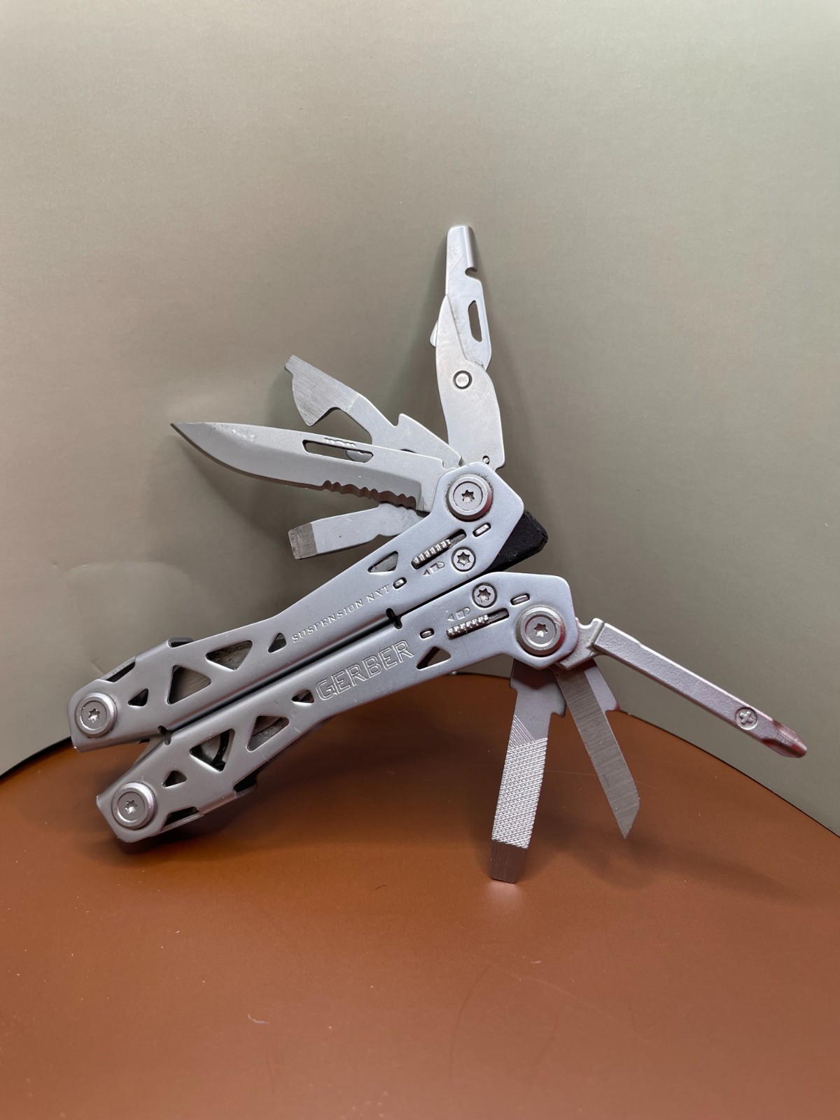Gerber Suspension NXT 15-in-1 Multi-Tool Pliers Stainless Steel Silver